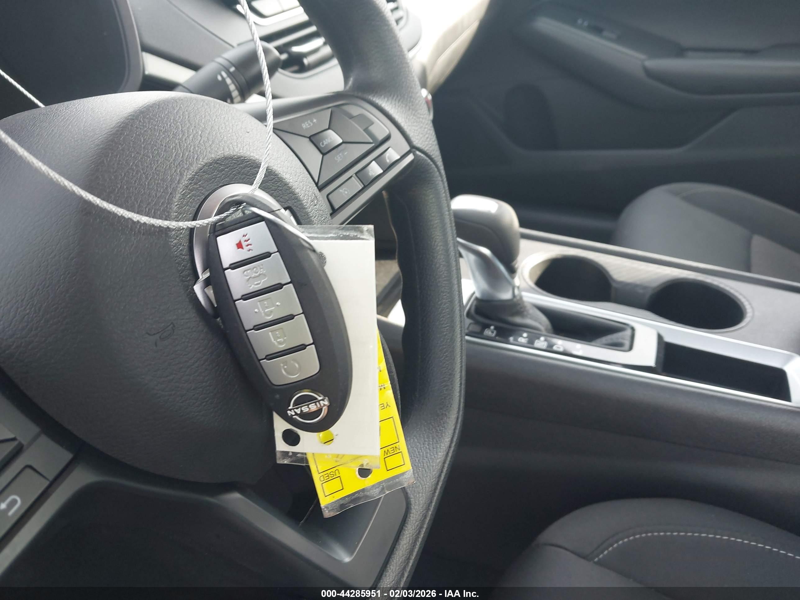 NISSAN ALTIMA image 11