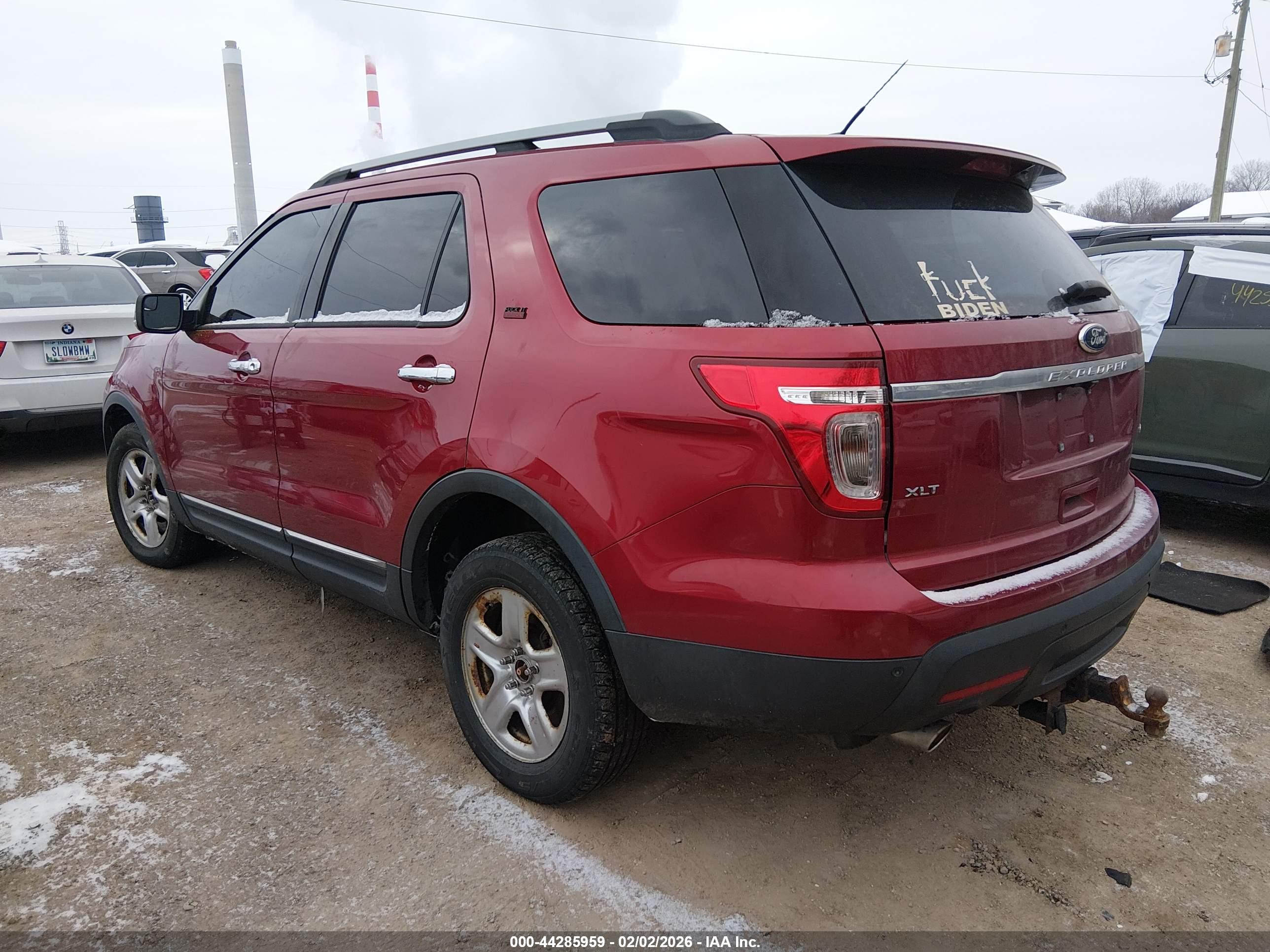 FORD EXPLORER image 3