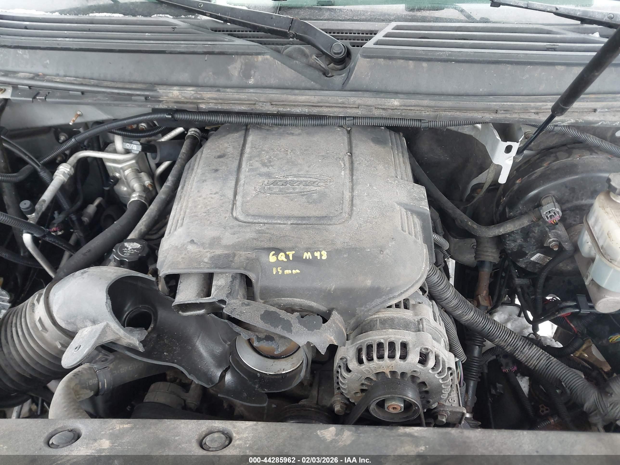 CHEVROLET TAHOE image 10