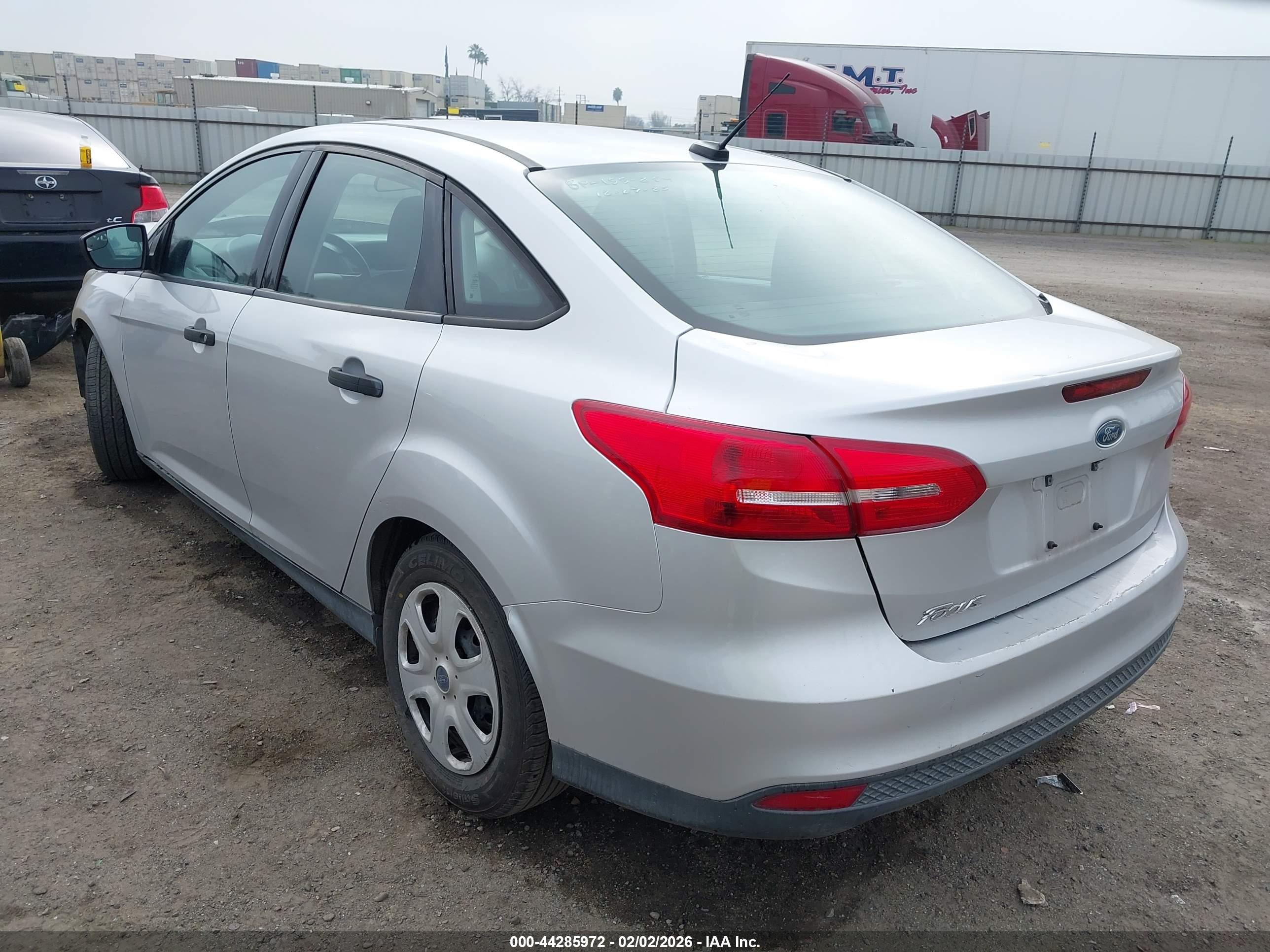 FORD FOCUS image 3