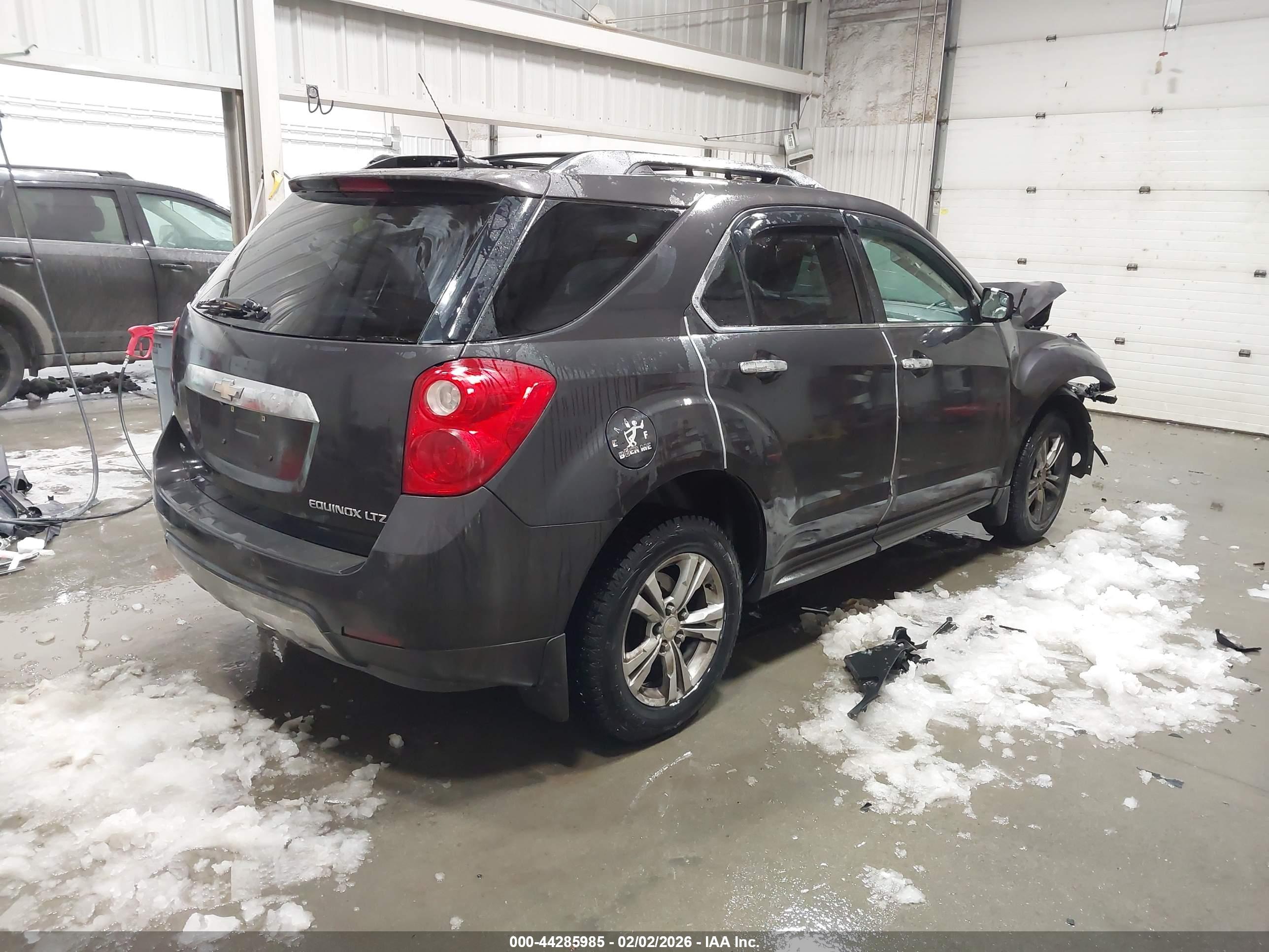 CHEVROLET EQUINOX image 4