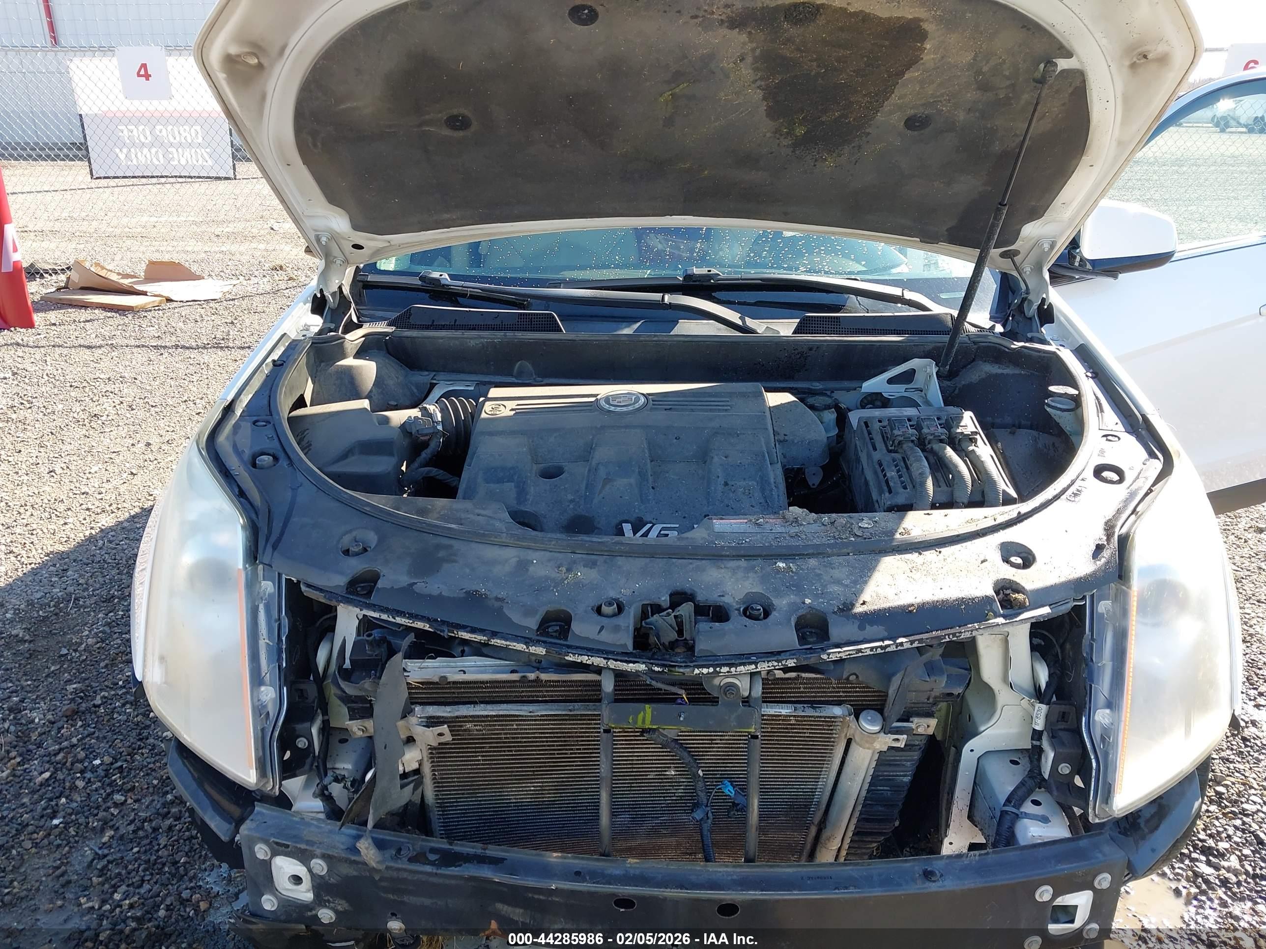 CADILLAC SRX image 10
