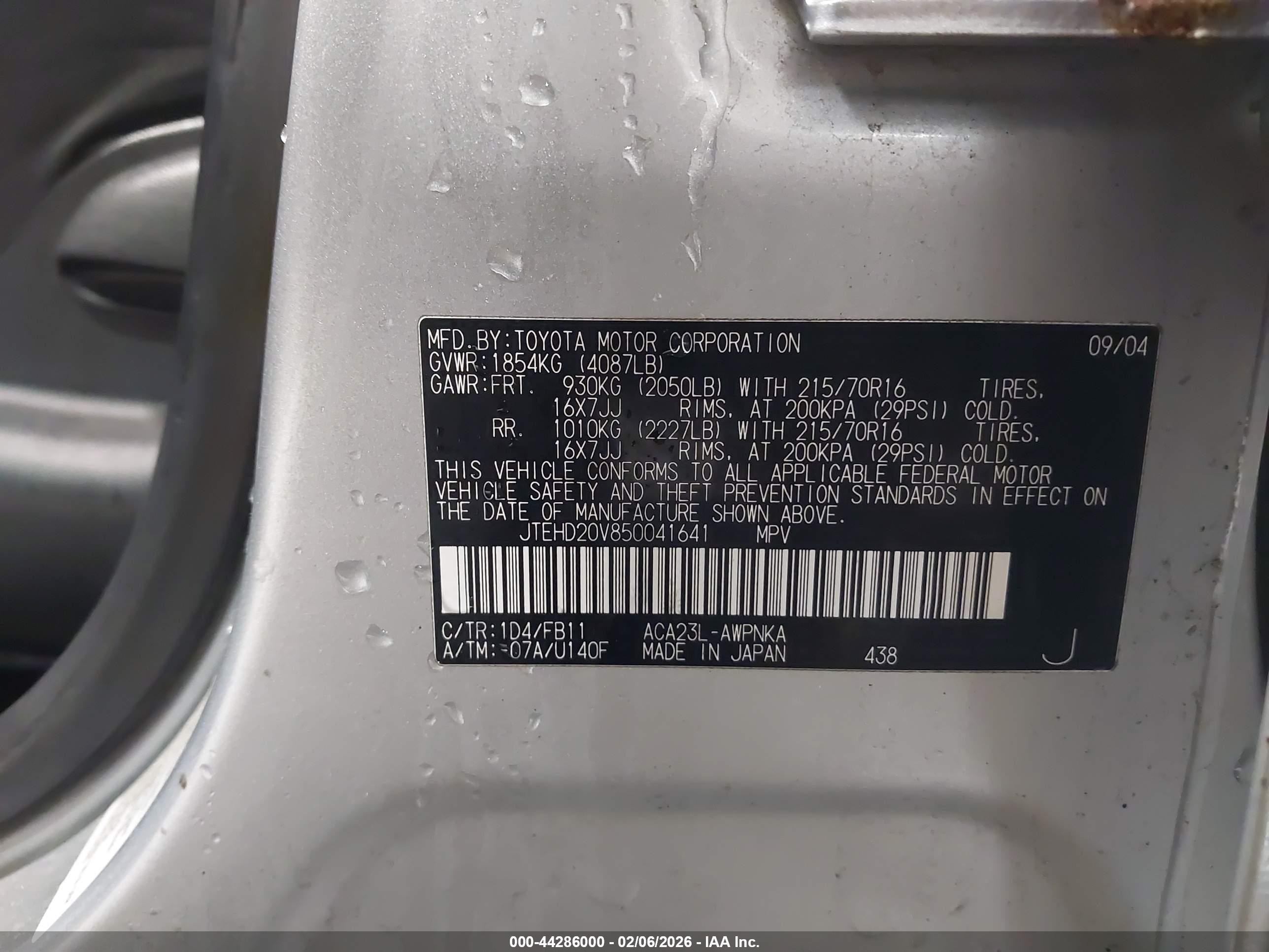 TOYOTA RAV4 image 9