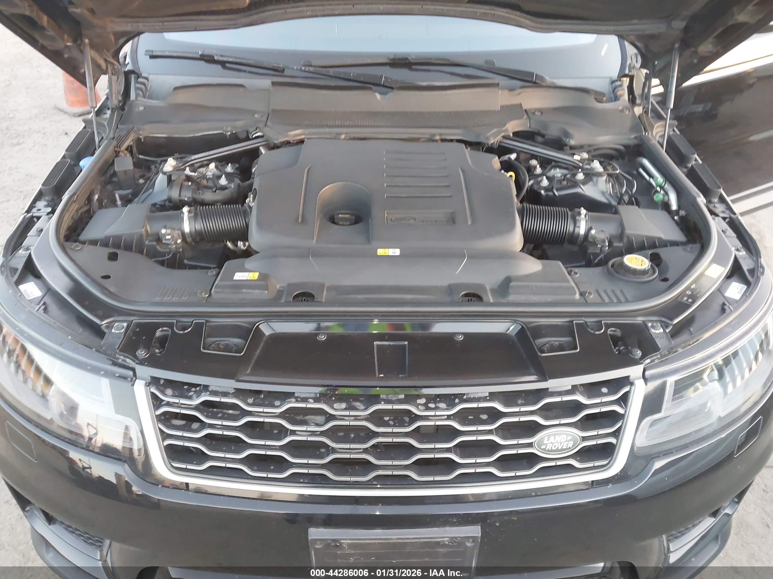 LAND ROVER image 10