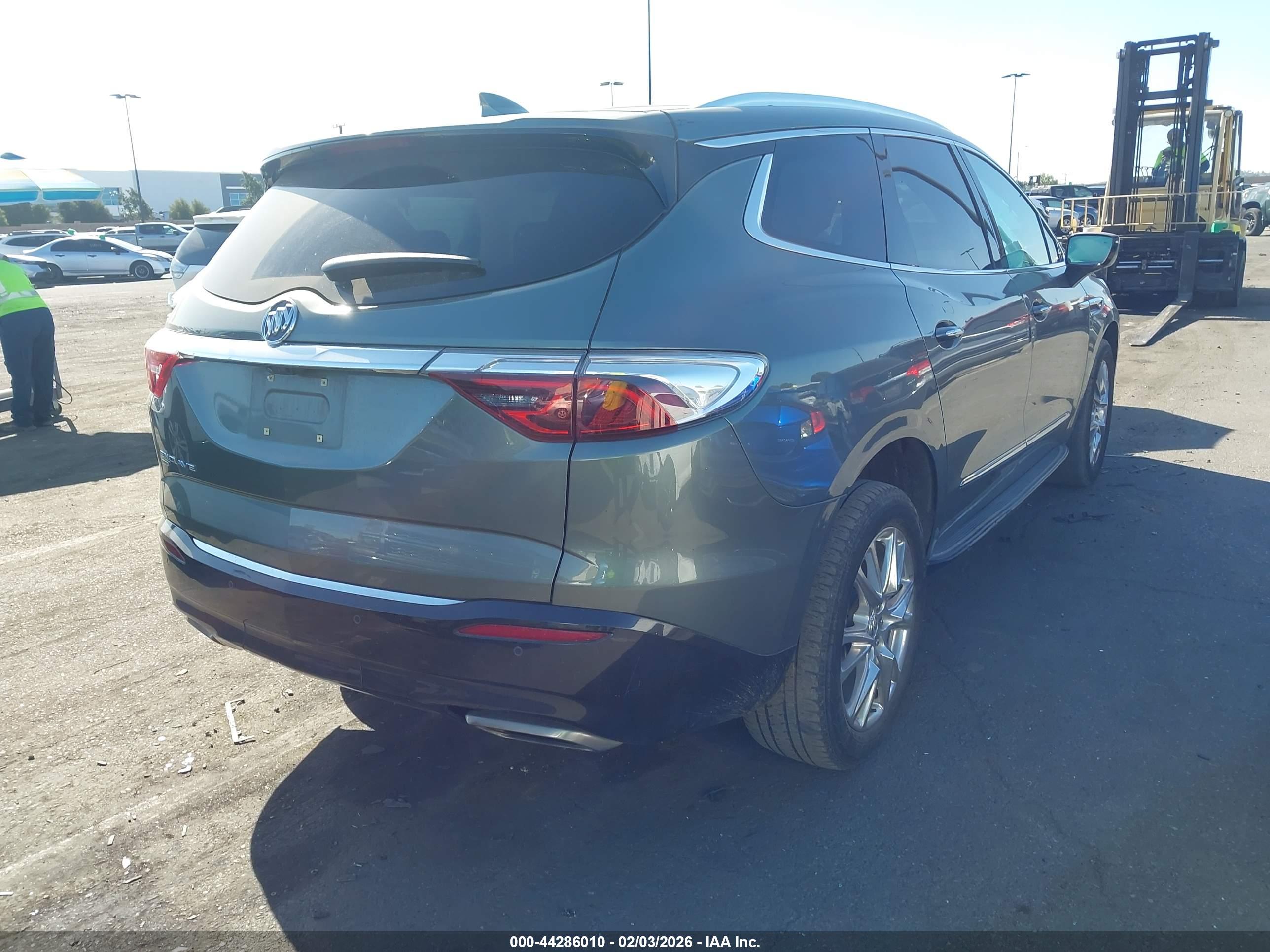 BUICK ENCLAVE image 4