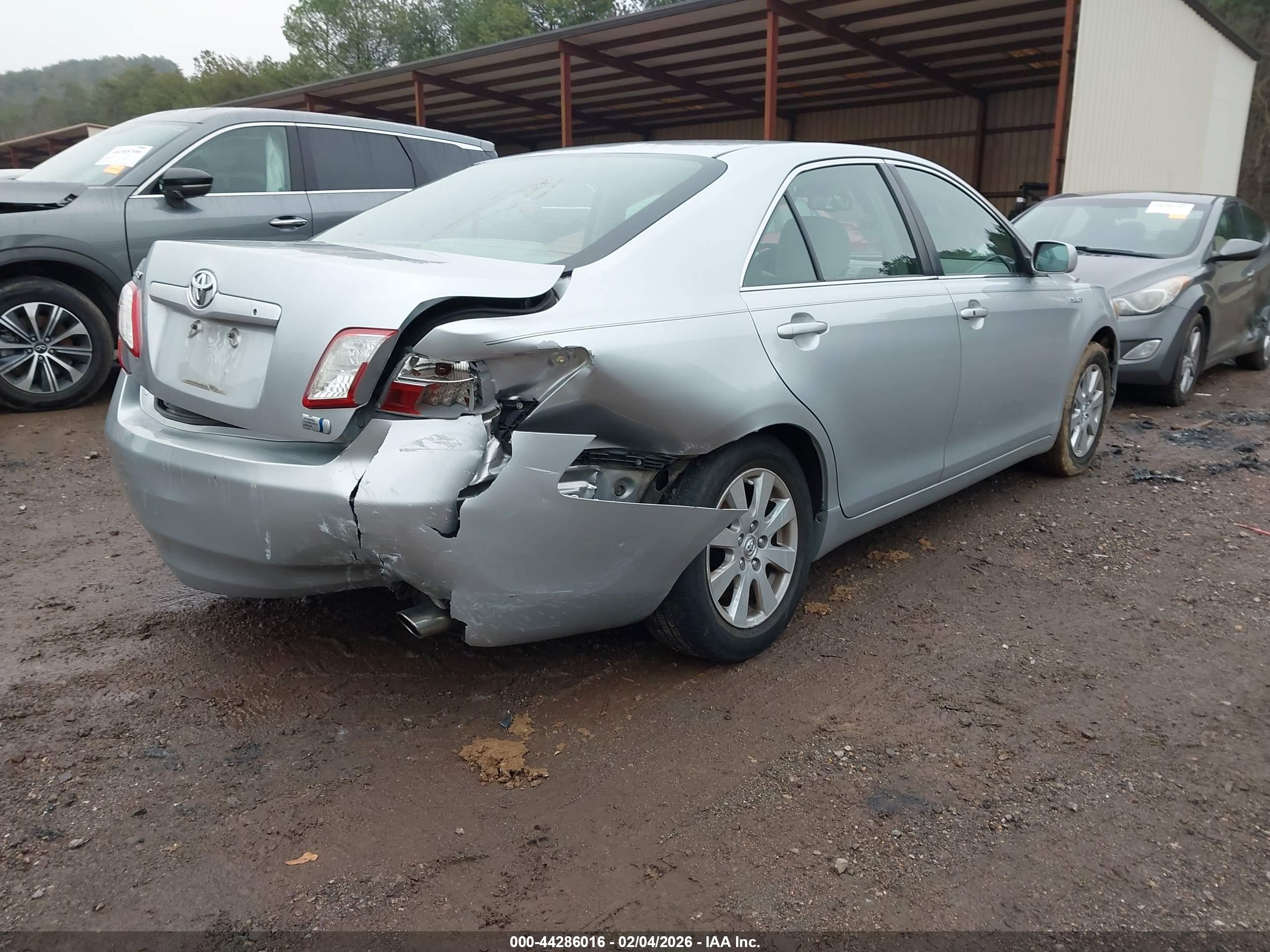 TOYOTA CAMRY image 4