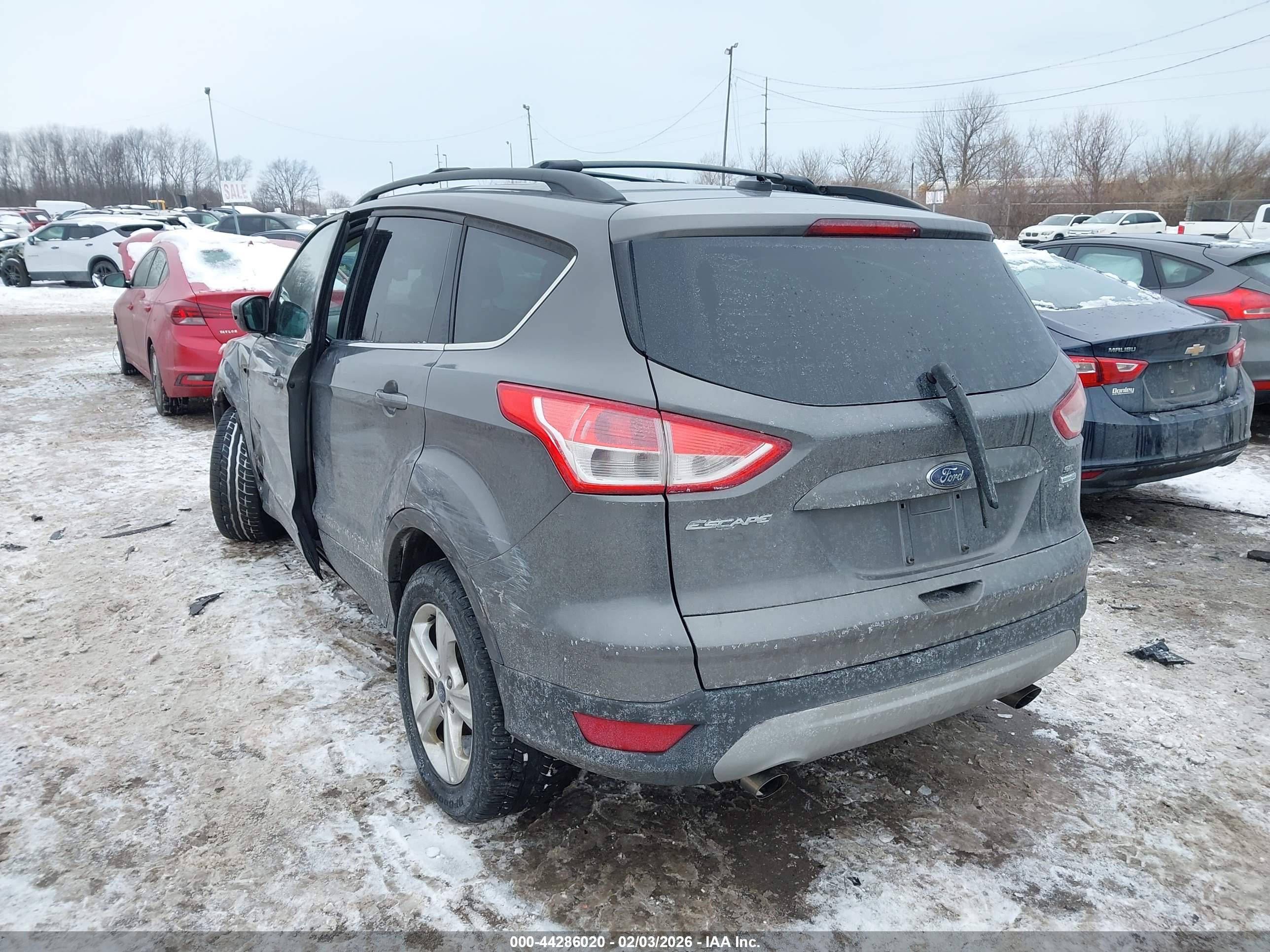 FORD ESCAPE image 3