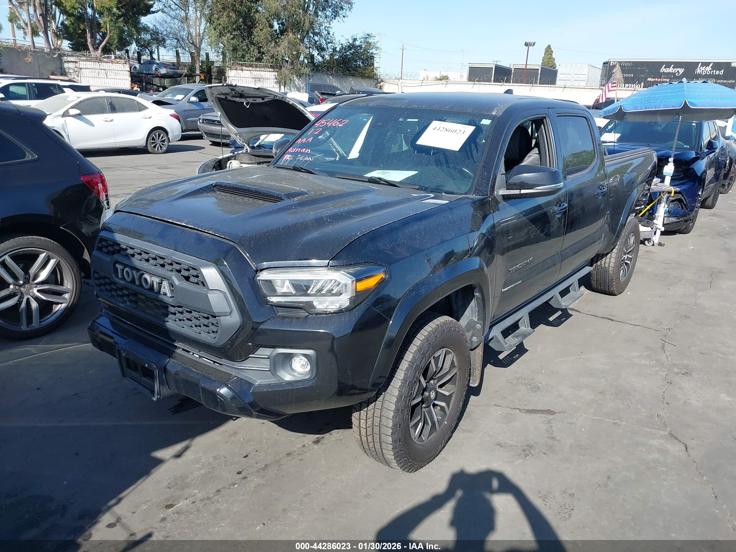 TOYOTA TACOMA image 2