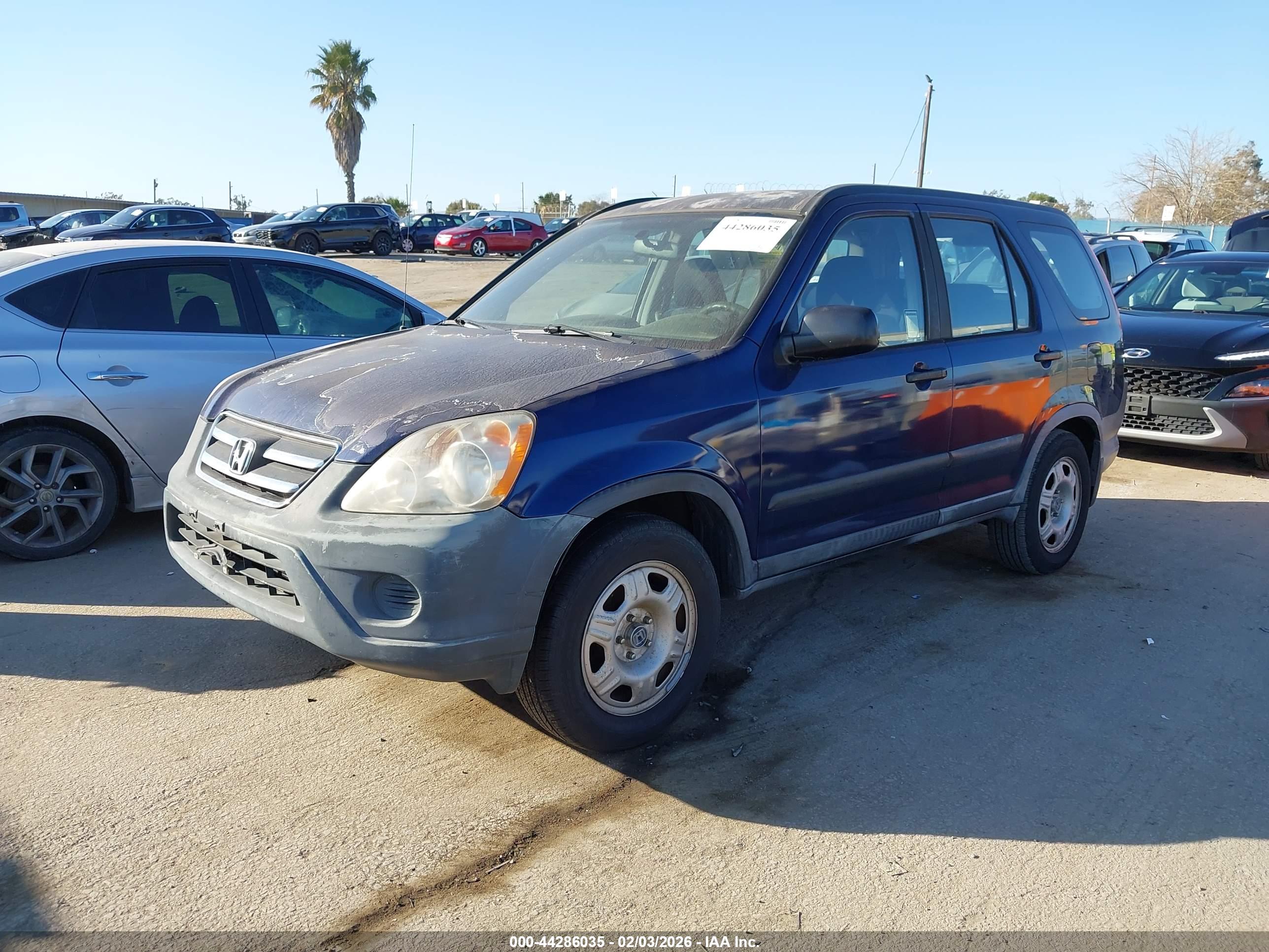 HONDA CR-V image 2