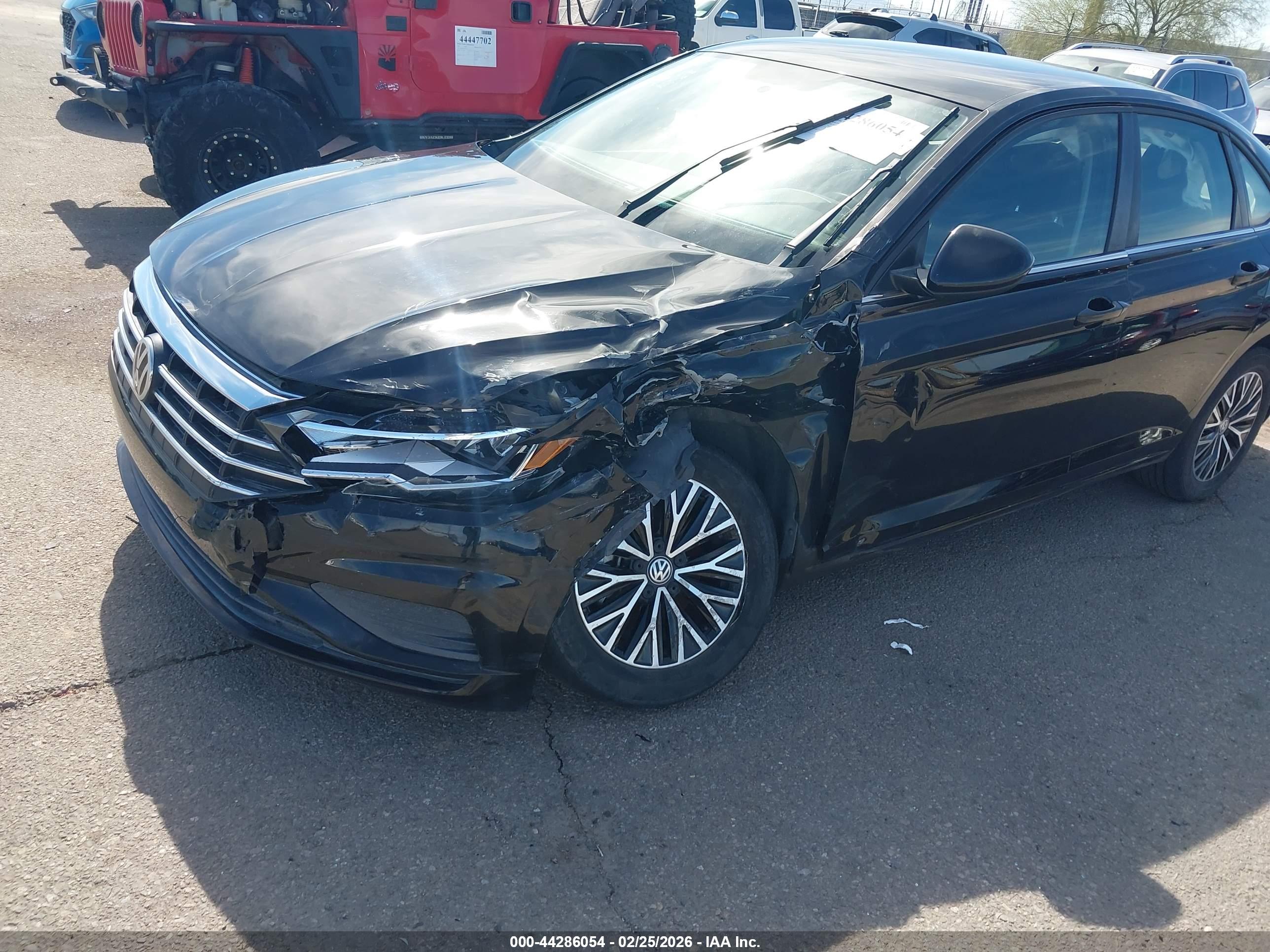 VOLKSWAGEN JETTA image 6