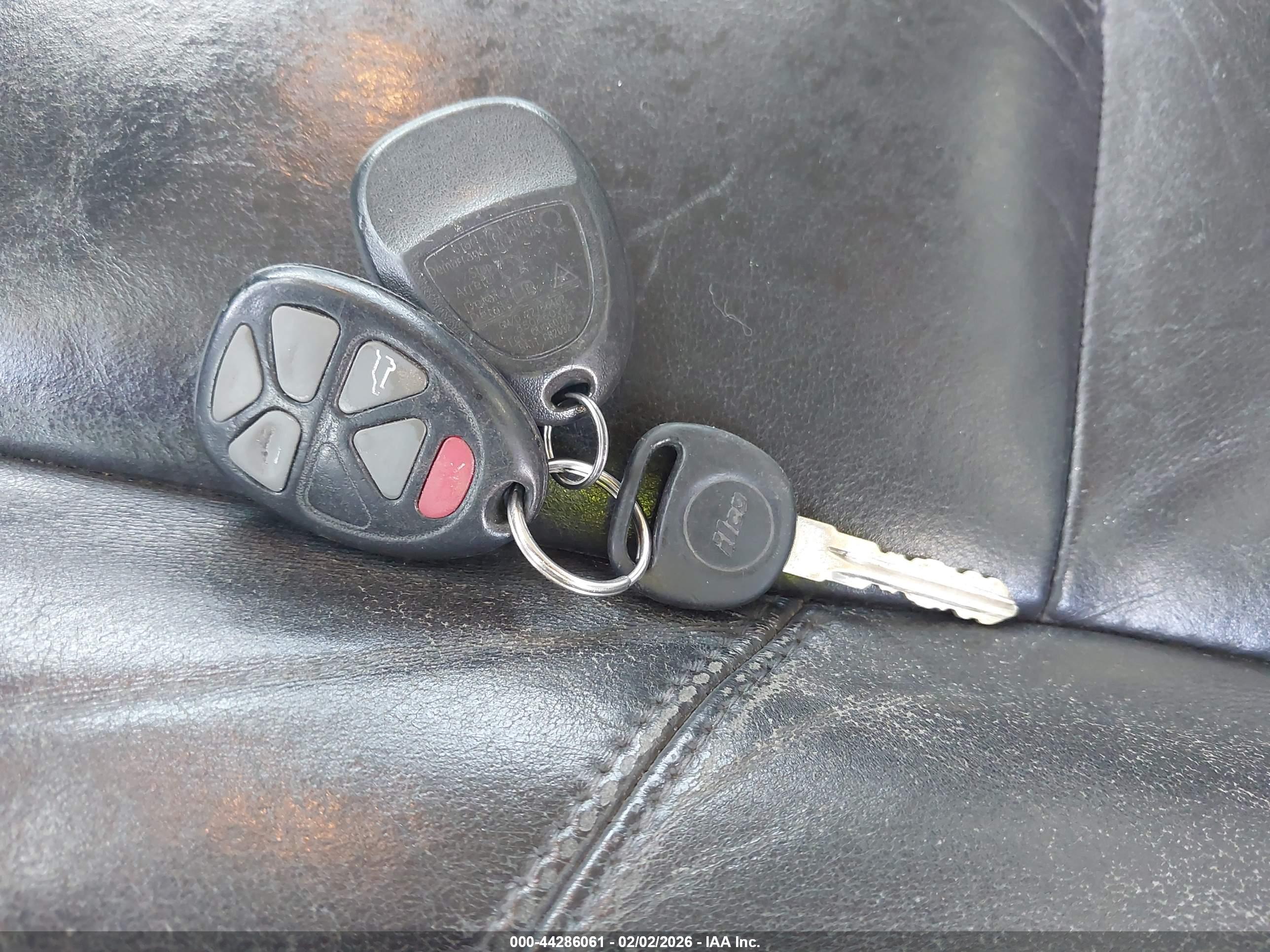 GMC YUKON image 11
