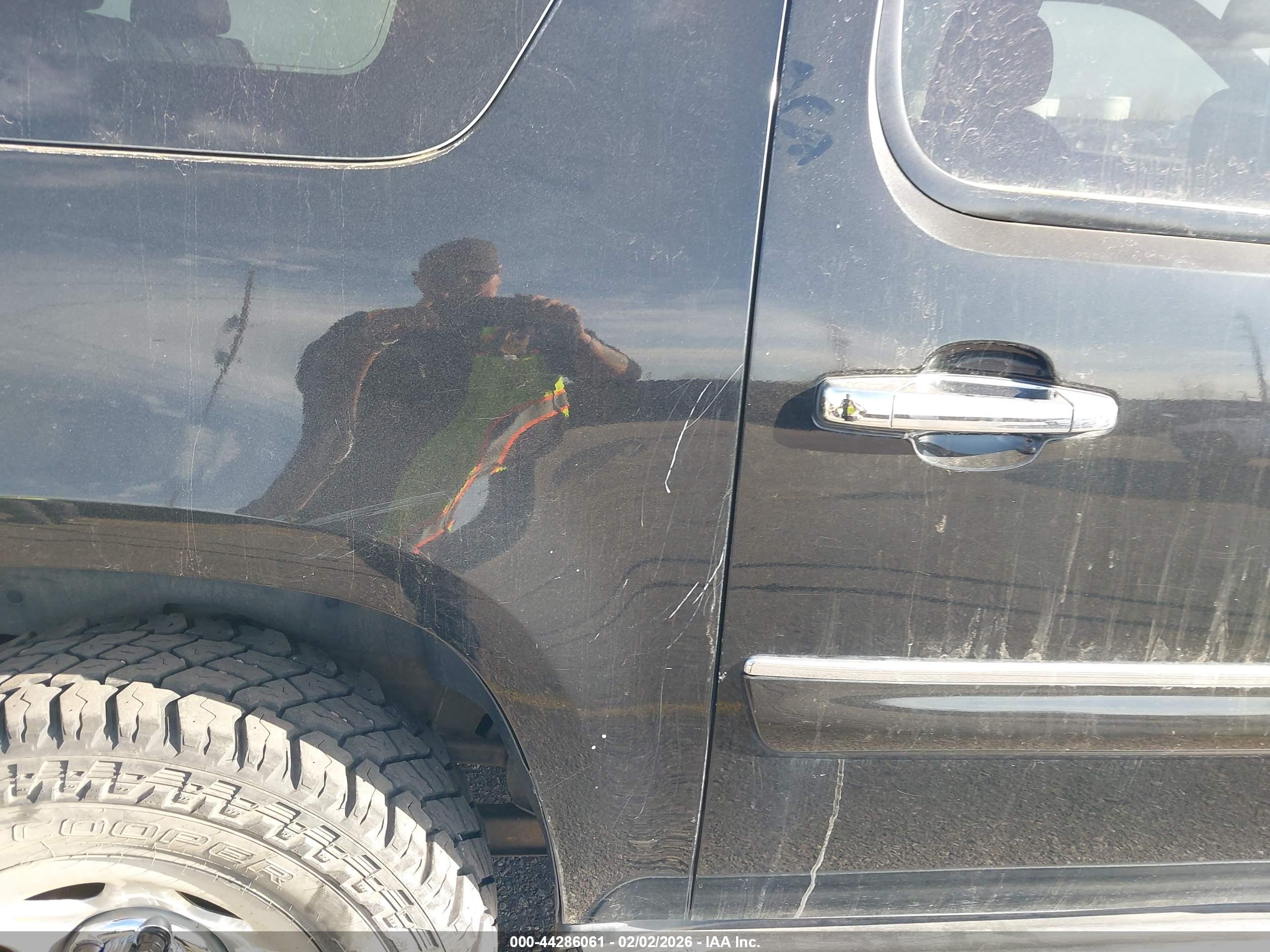 GMC YUKON image 6