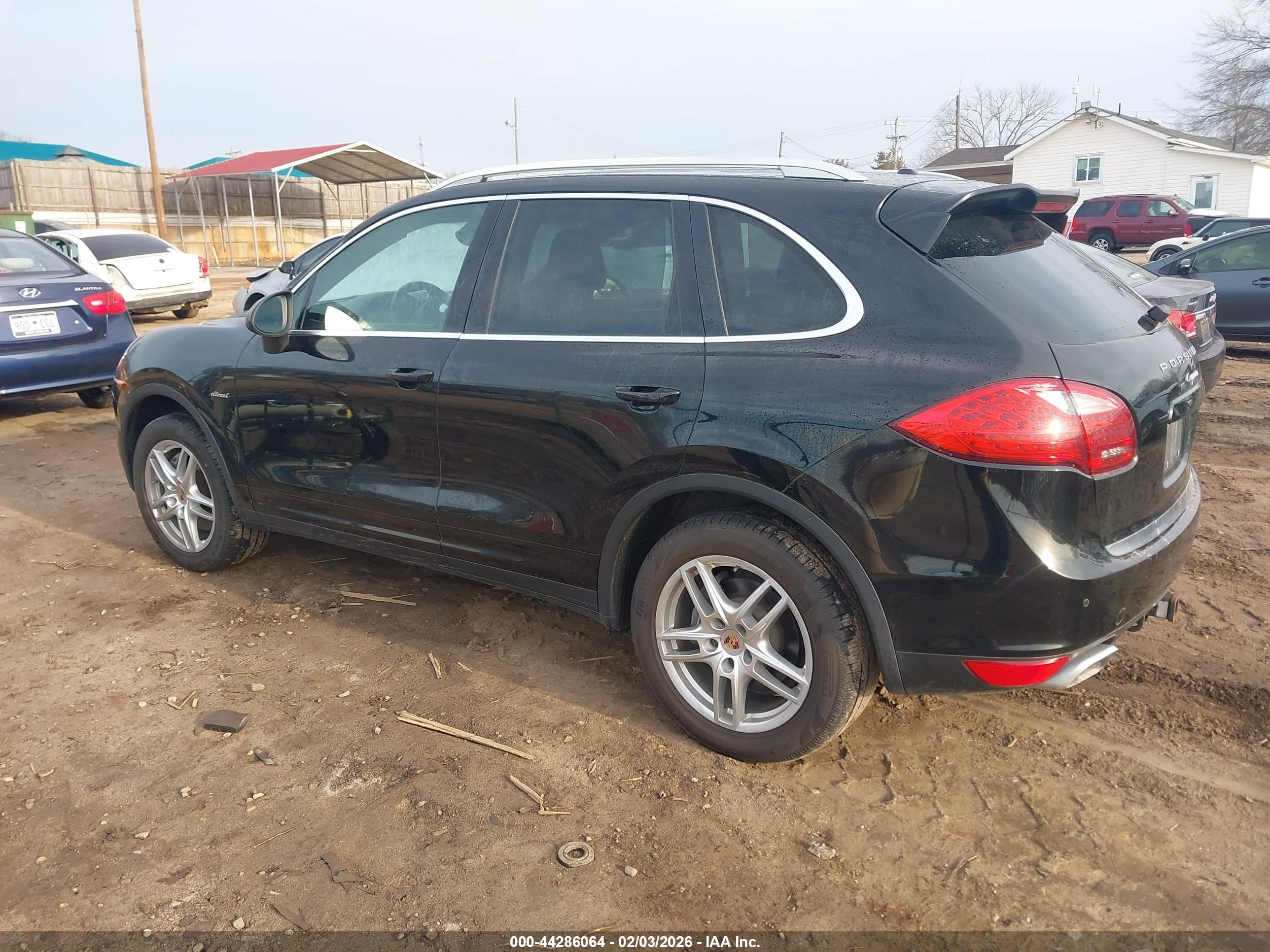 PORSCHE CAYENNE image 3