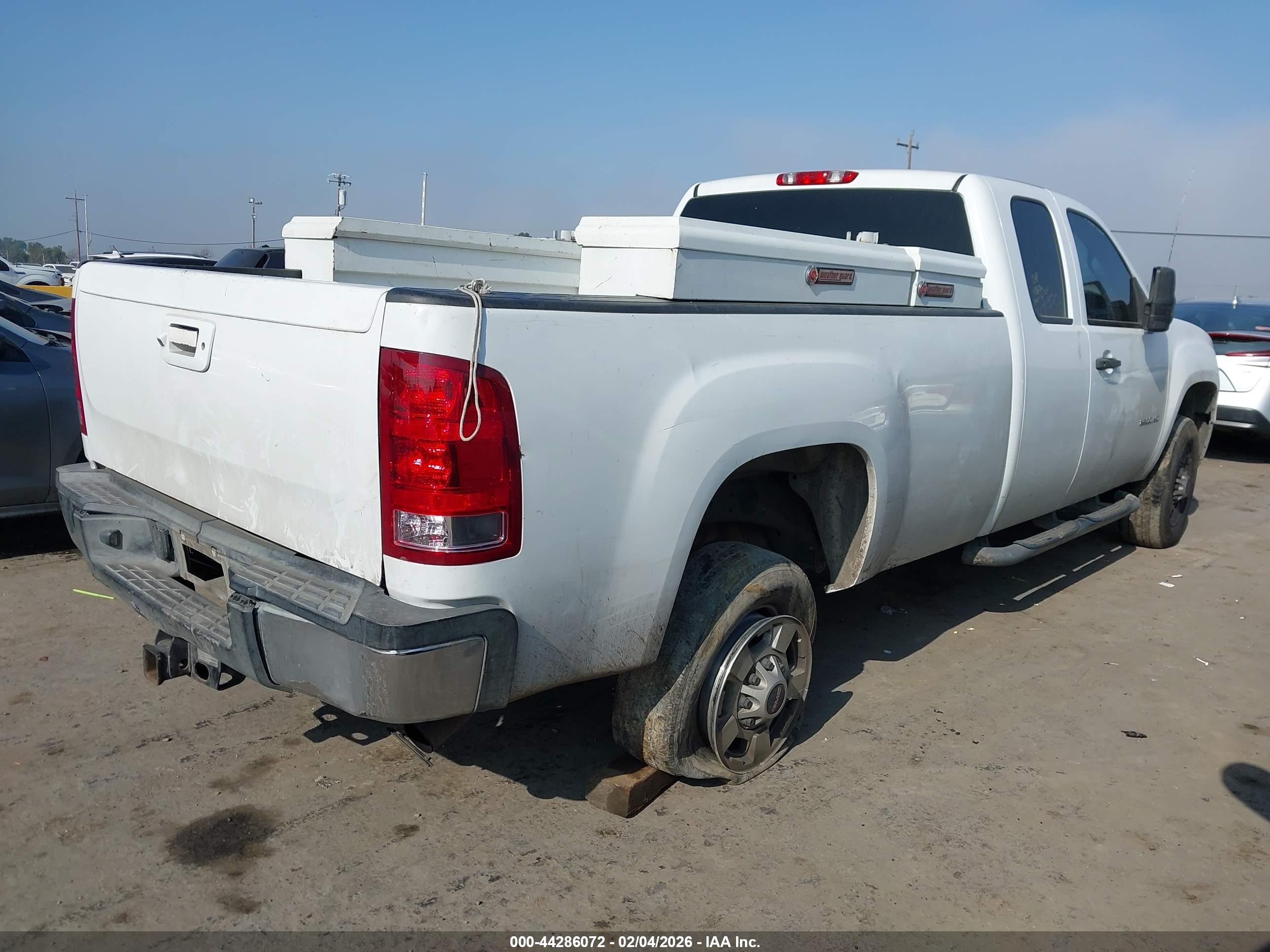 GMC SIERRA image 4