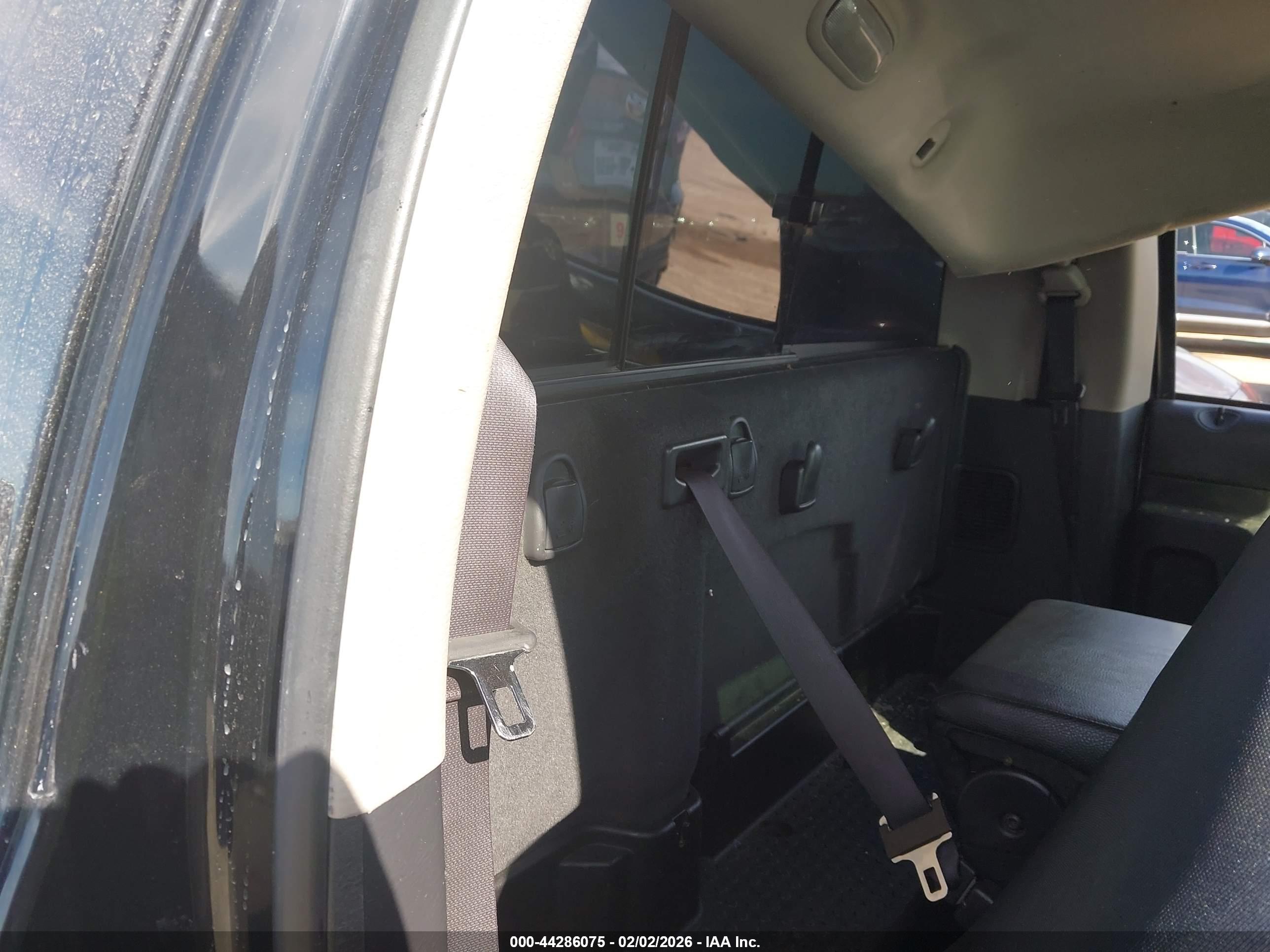 DODGE RAM image 8