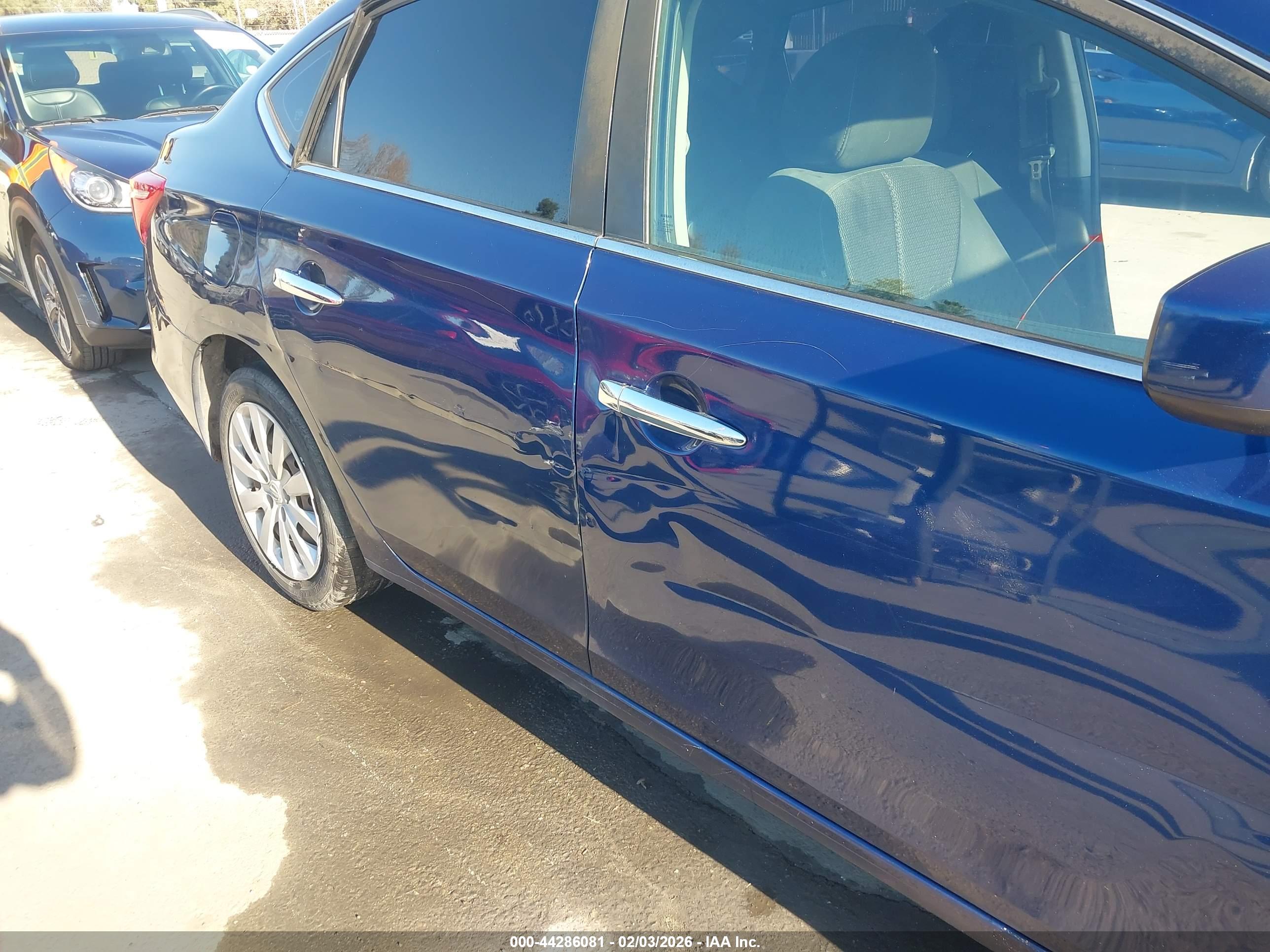 NISSAN SENTRA image 6