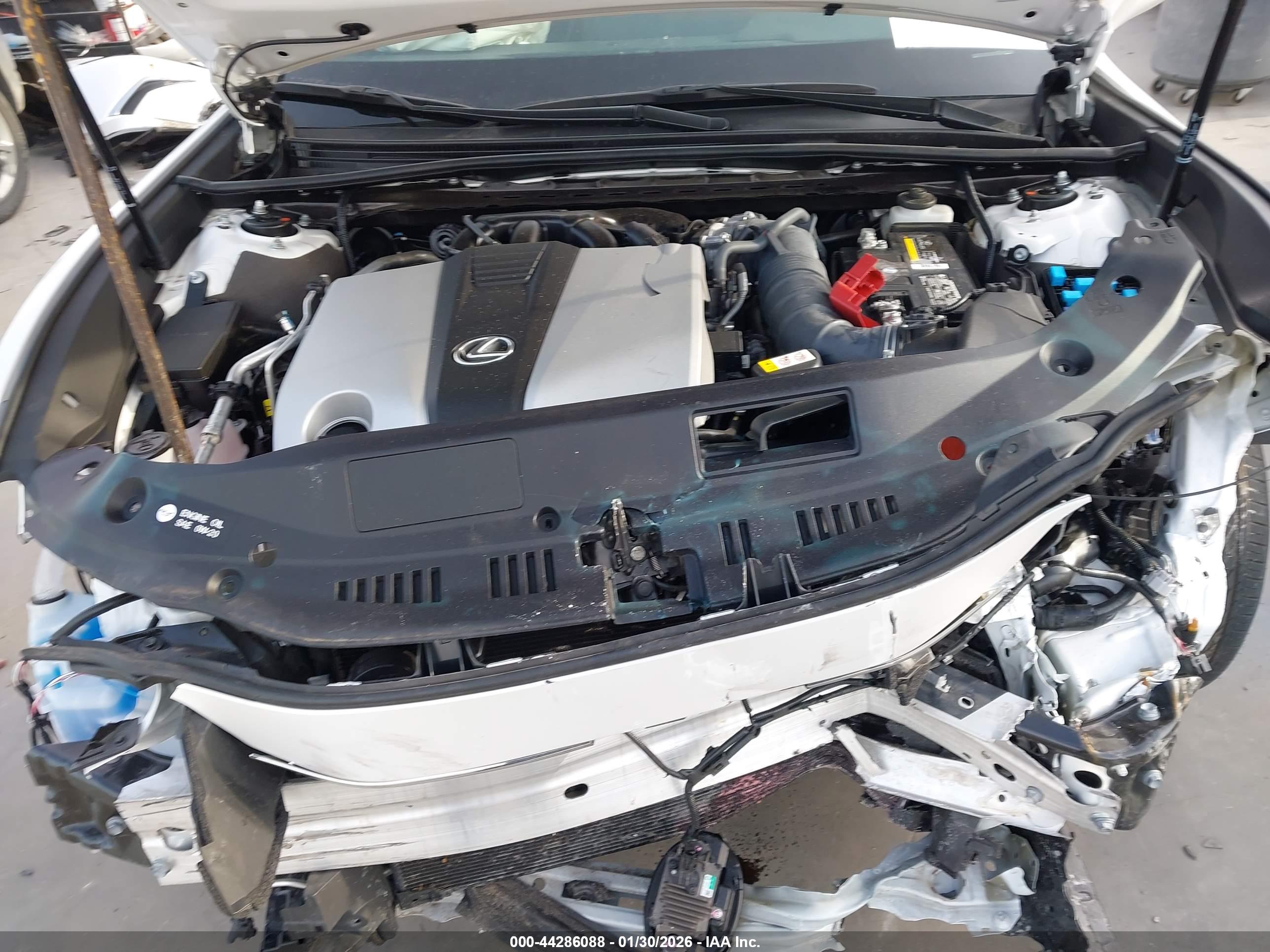 LEXUS ES image 10