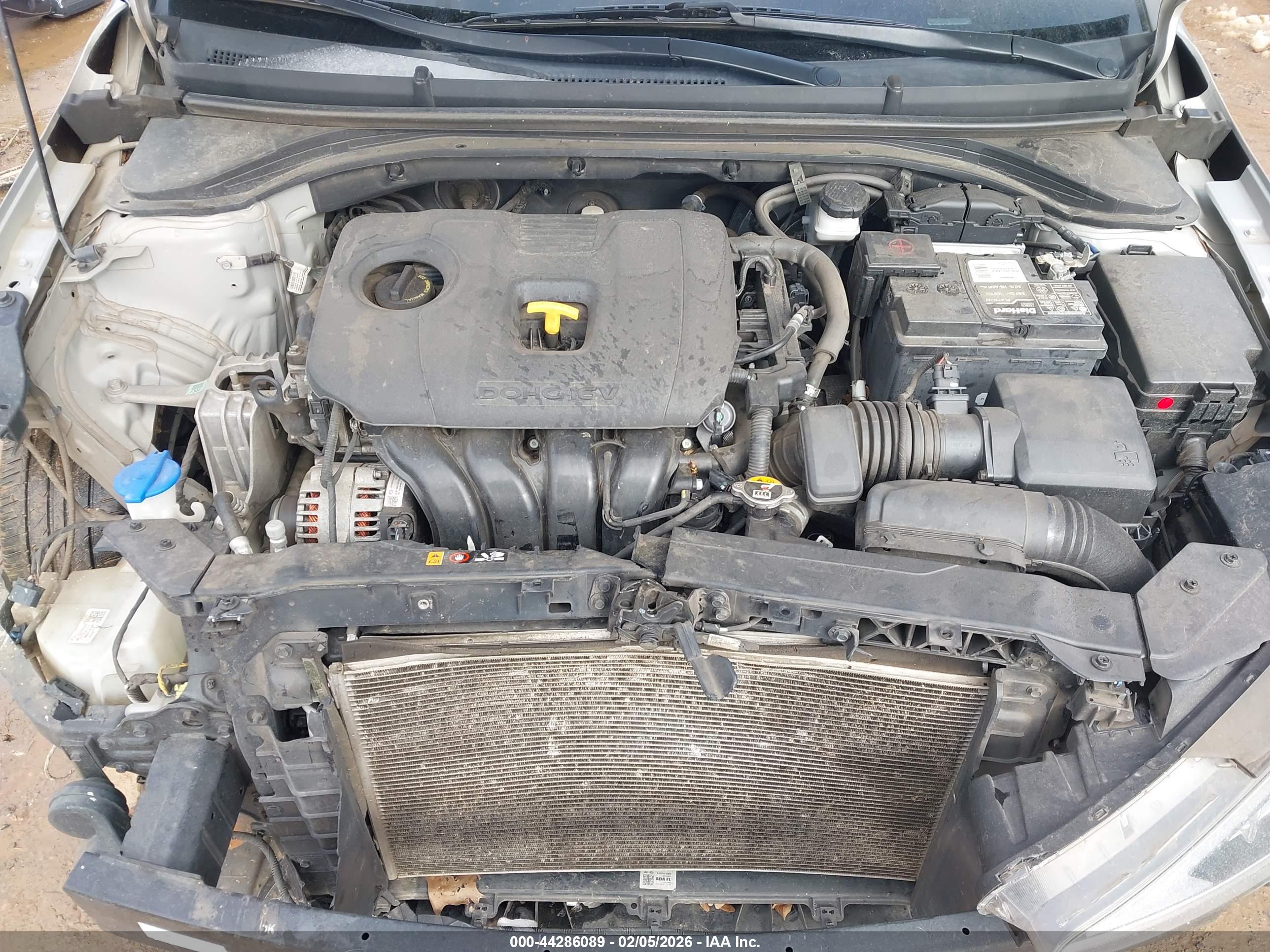 HYUNDAI ELANTRA image 10
