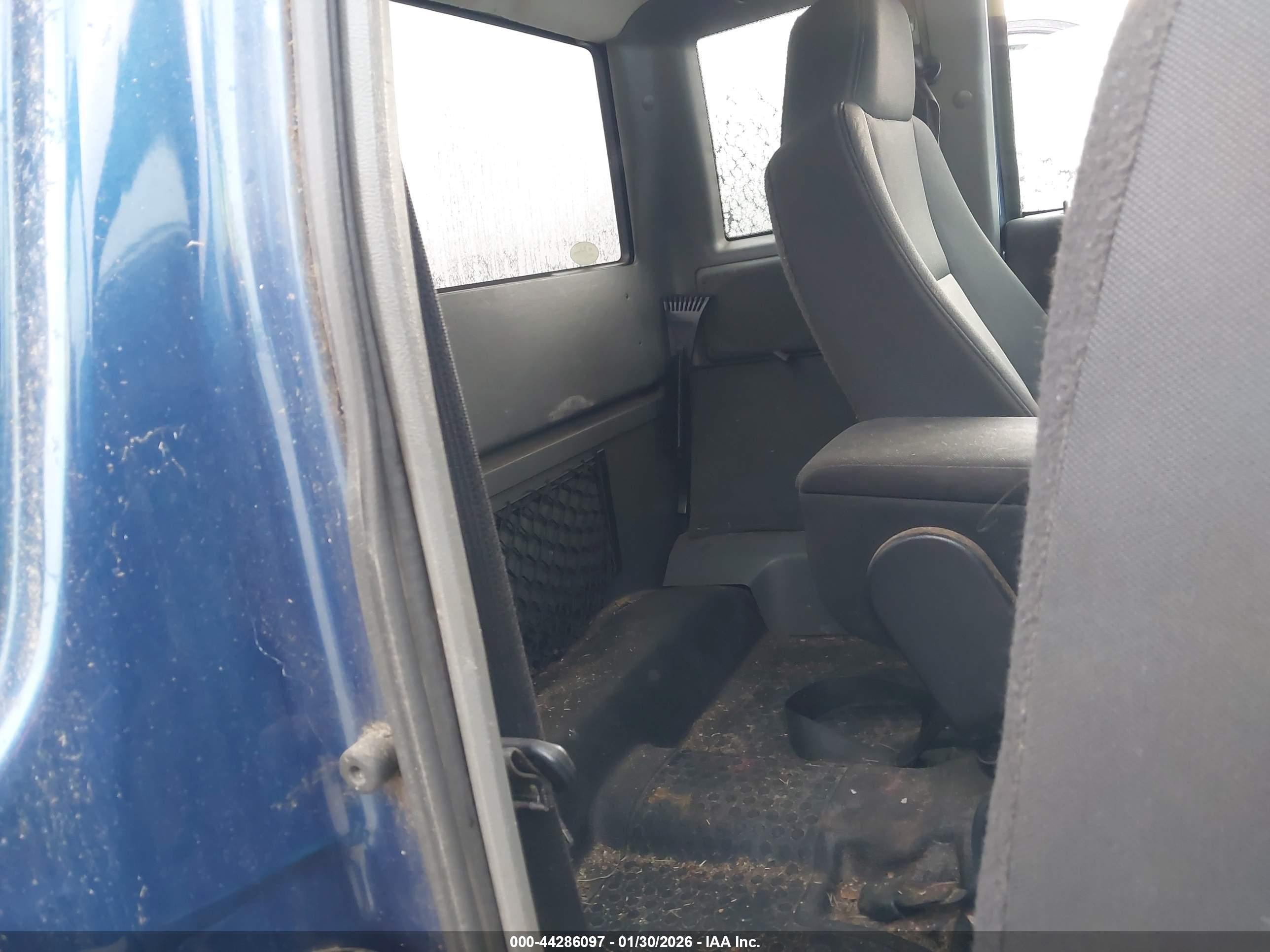 FORD RANGER image 8