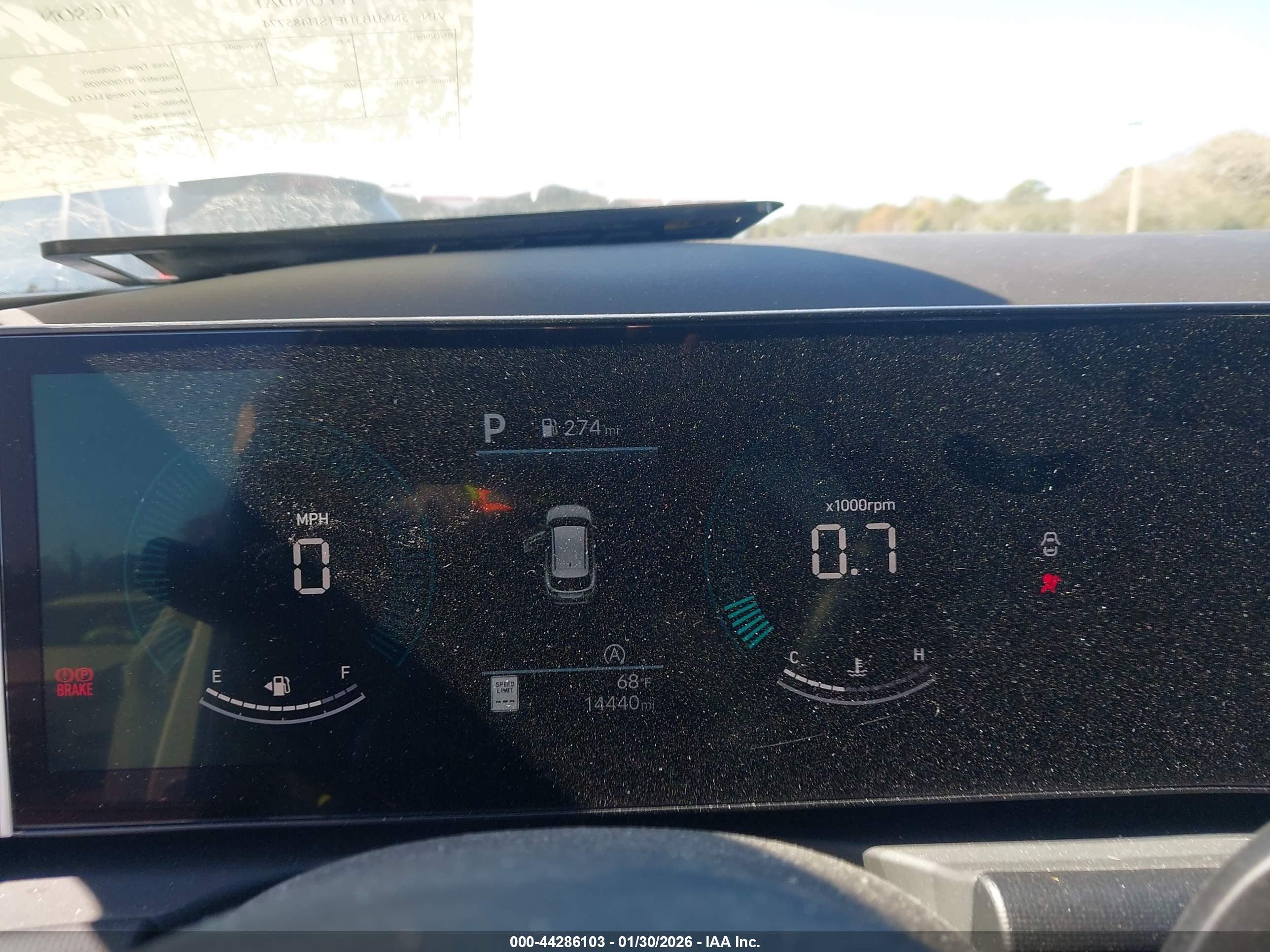 HYUNDAI TUCSON image 7