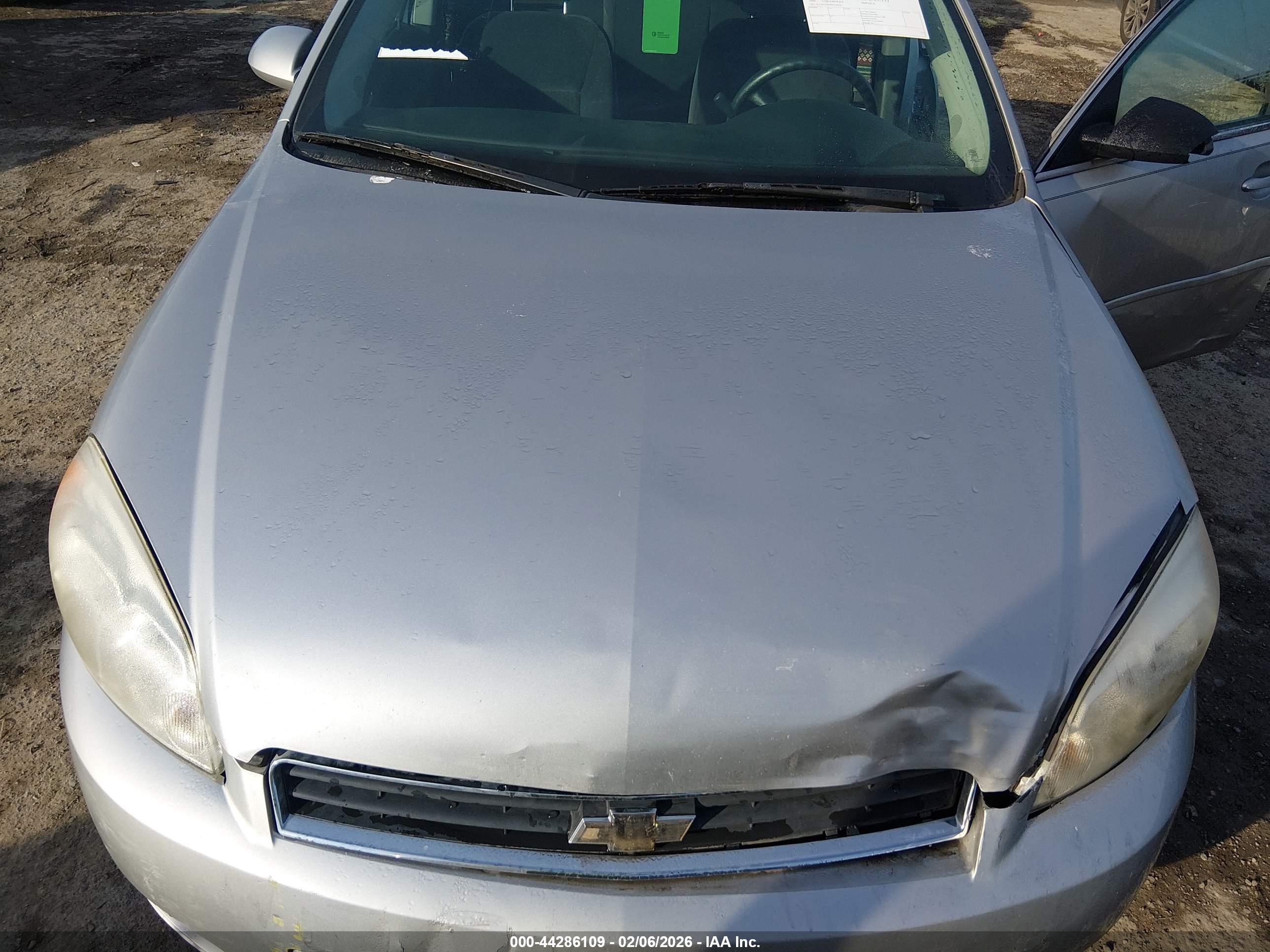 CHEVROLET IMPALA image 10