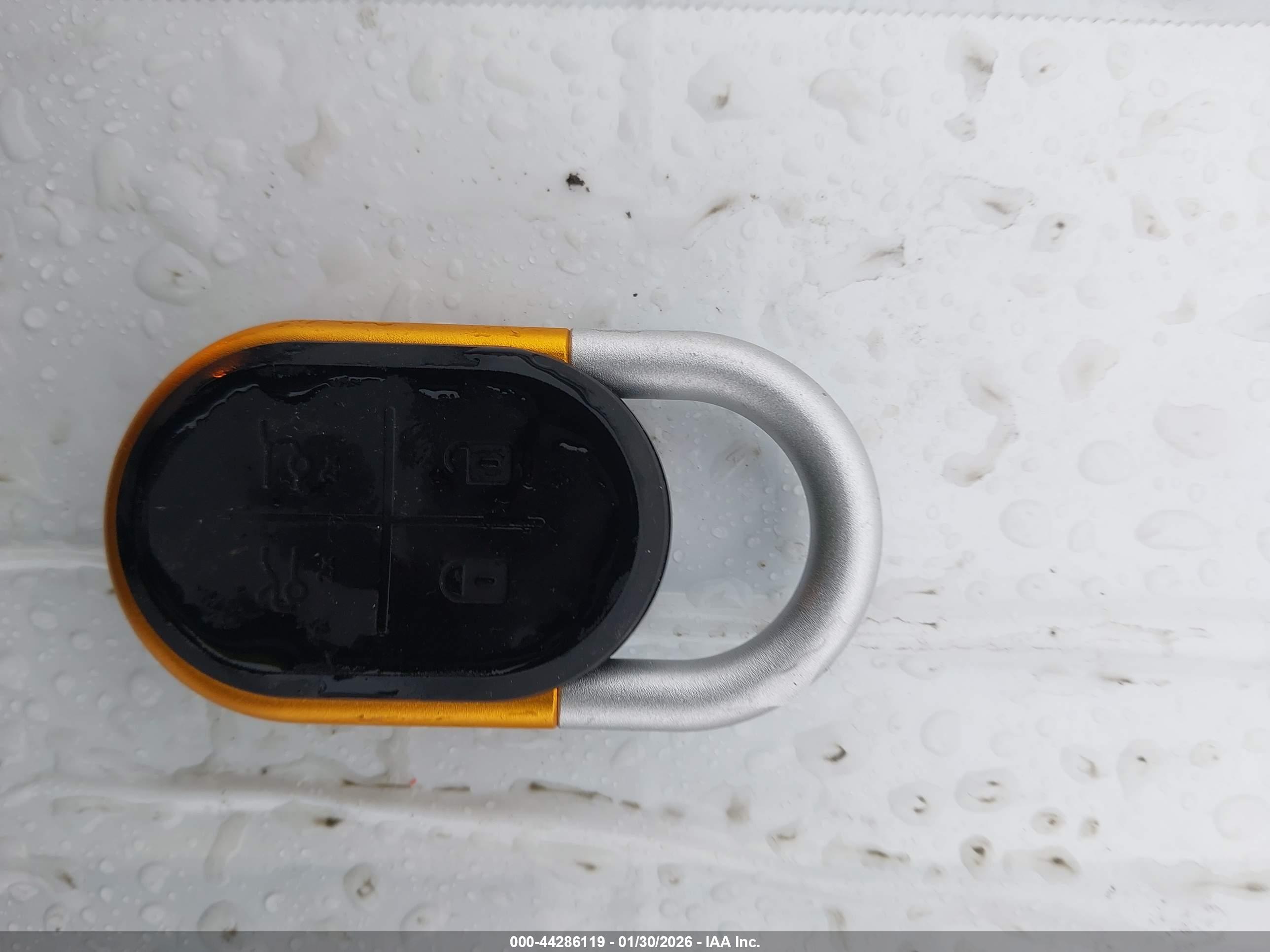 RIVIAN R1S image 11
