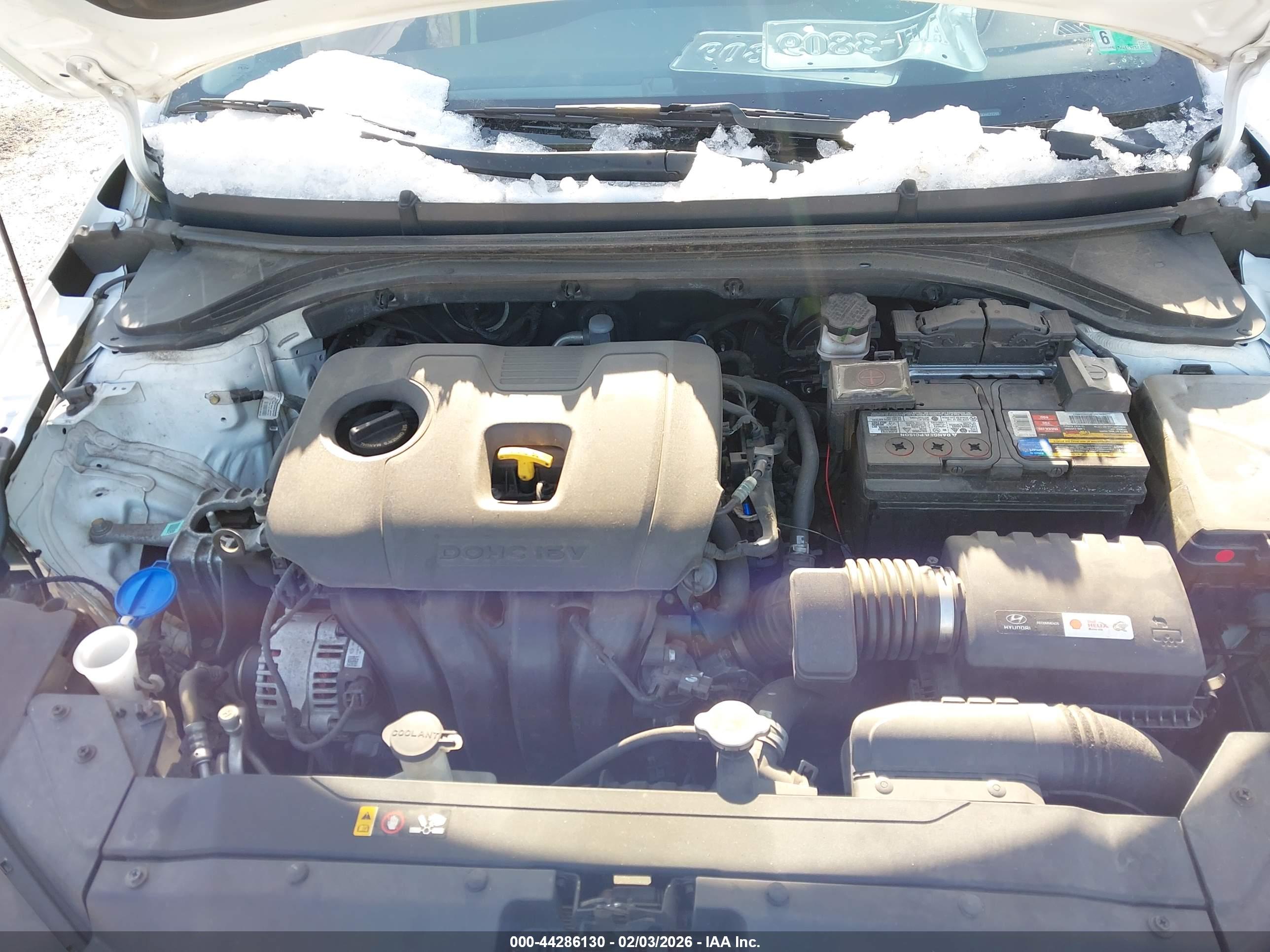 HYUNDAI ELANTRA image 10