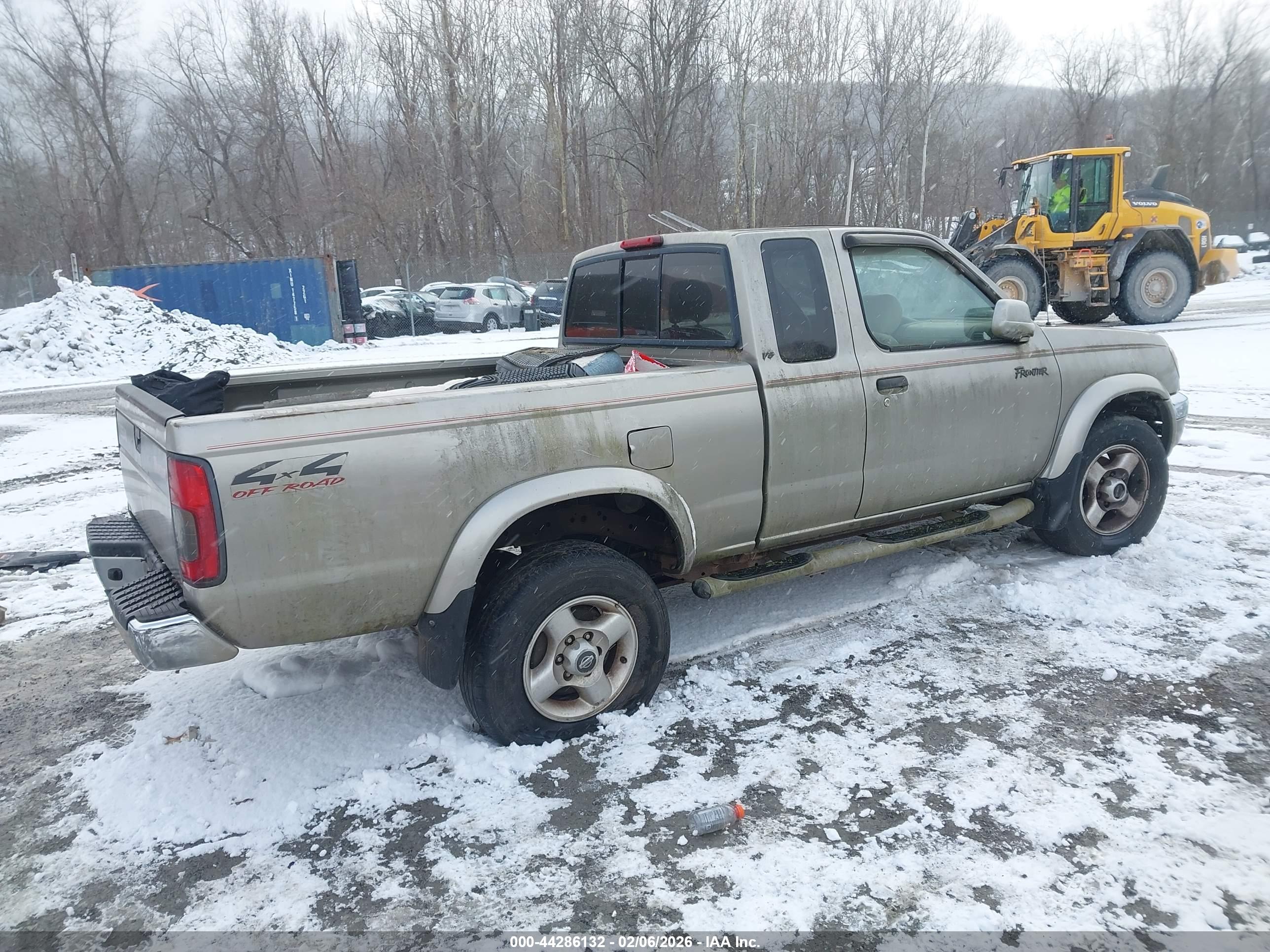 NISSAN FRONTIER image 4