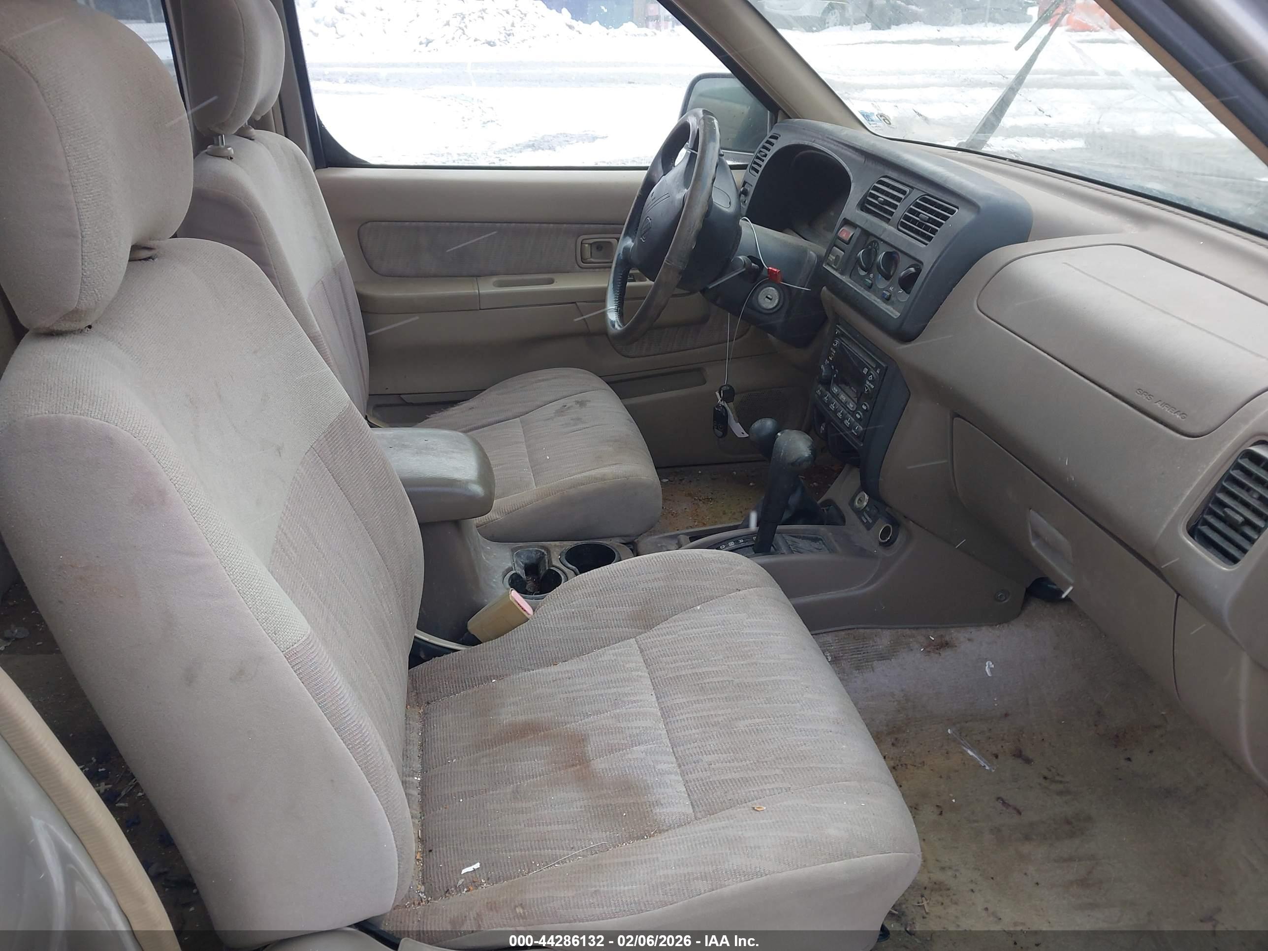 NISSAN FRONTIER image 5