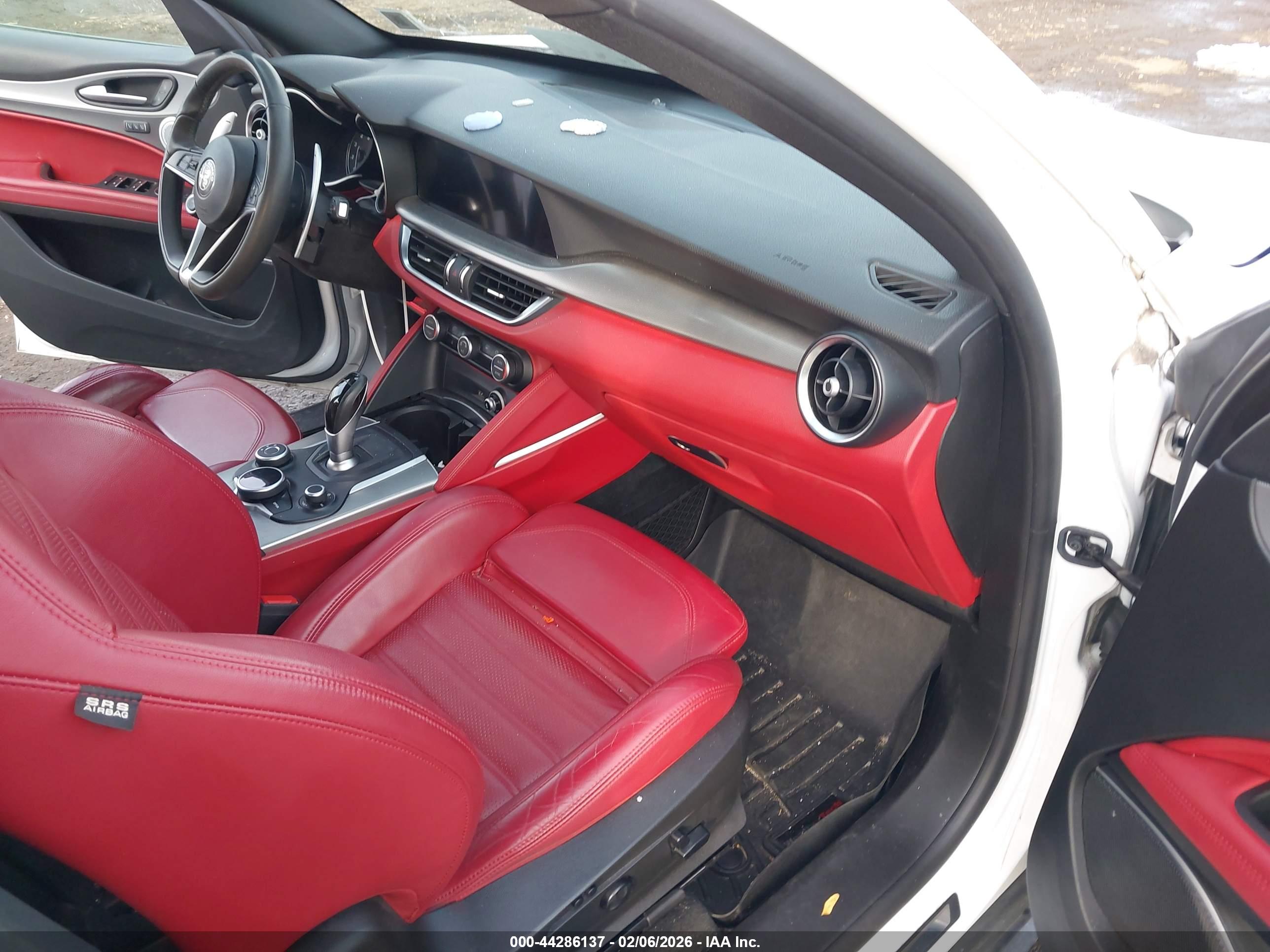 ALFA ROMEO image 5