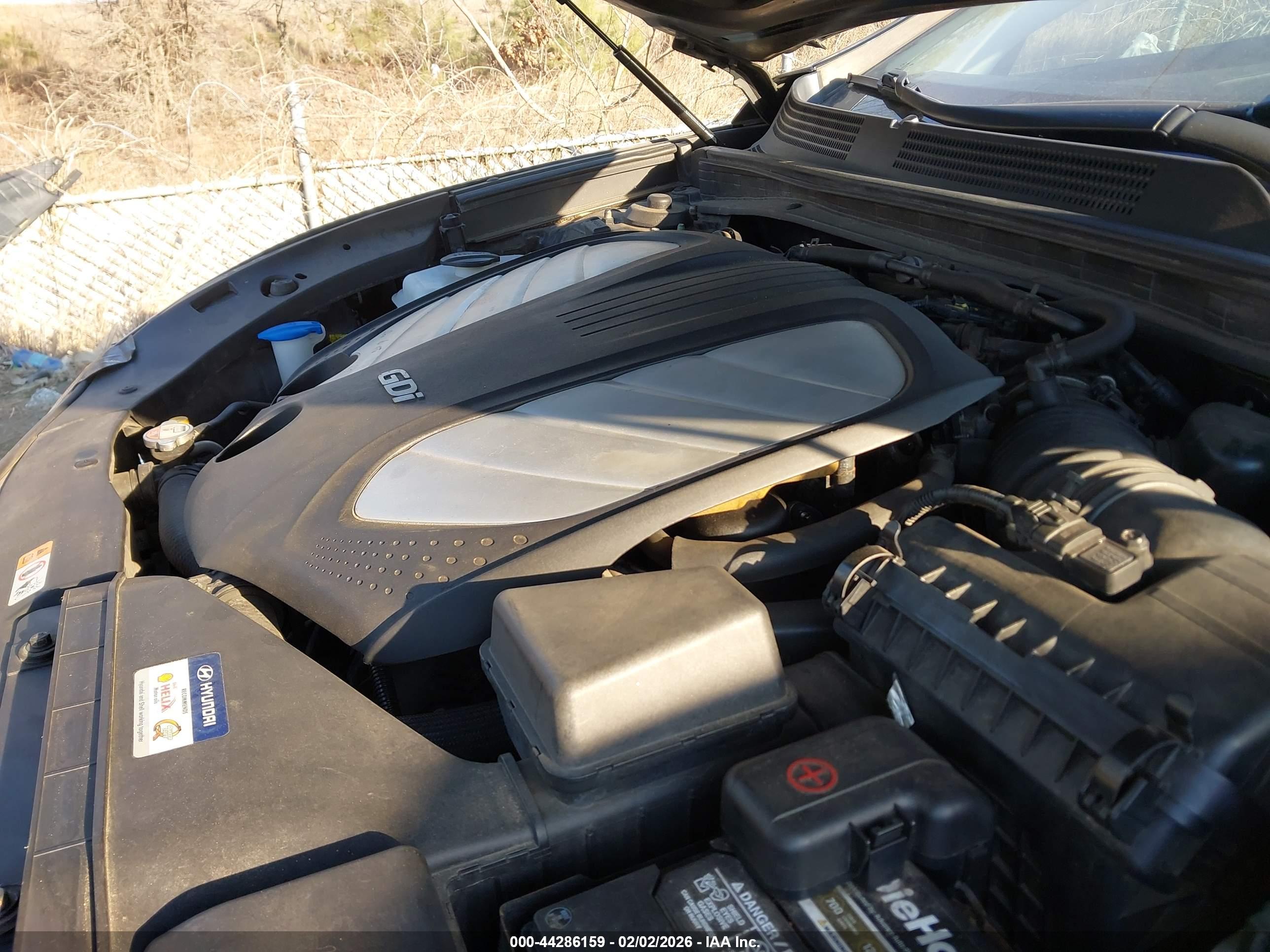 HYUNDAI AZERA image 10