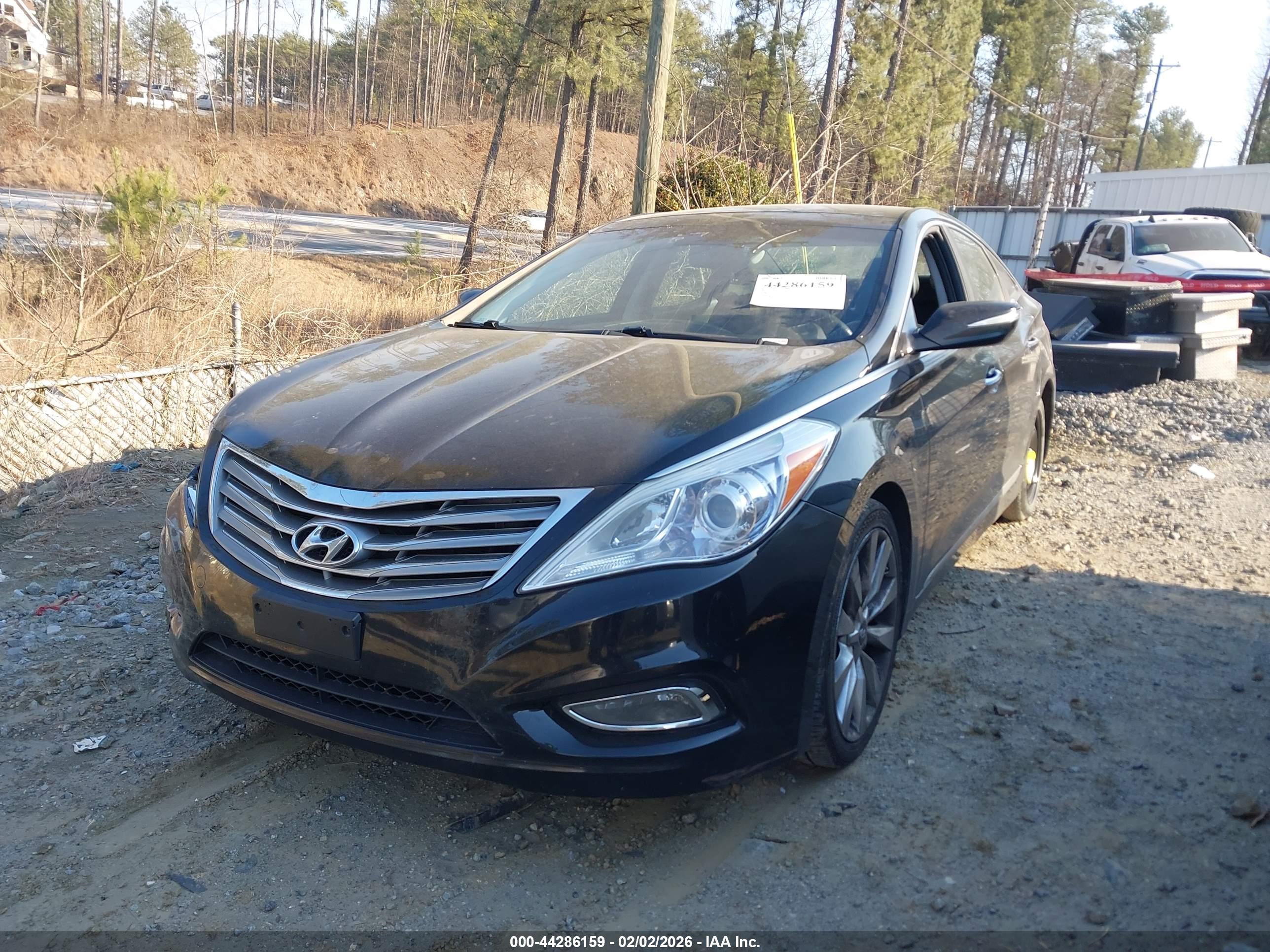 HYUNDAI AZERA image 2