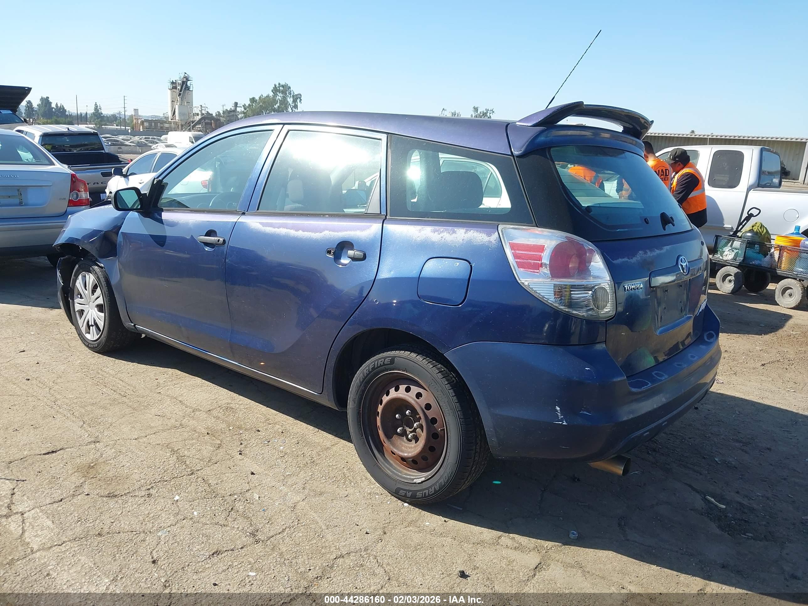 TOYOTA MATRIX image 3