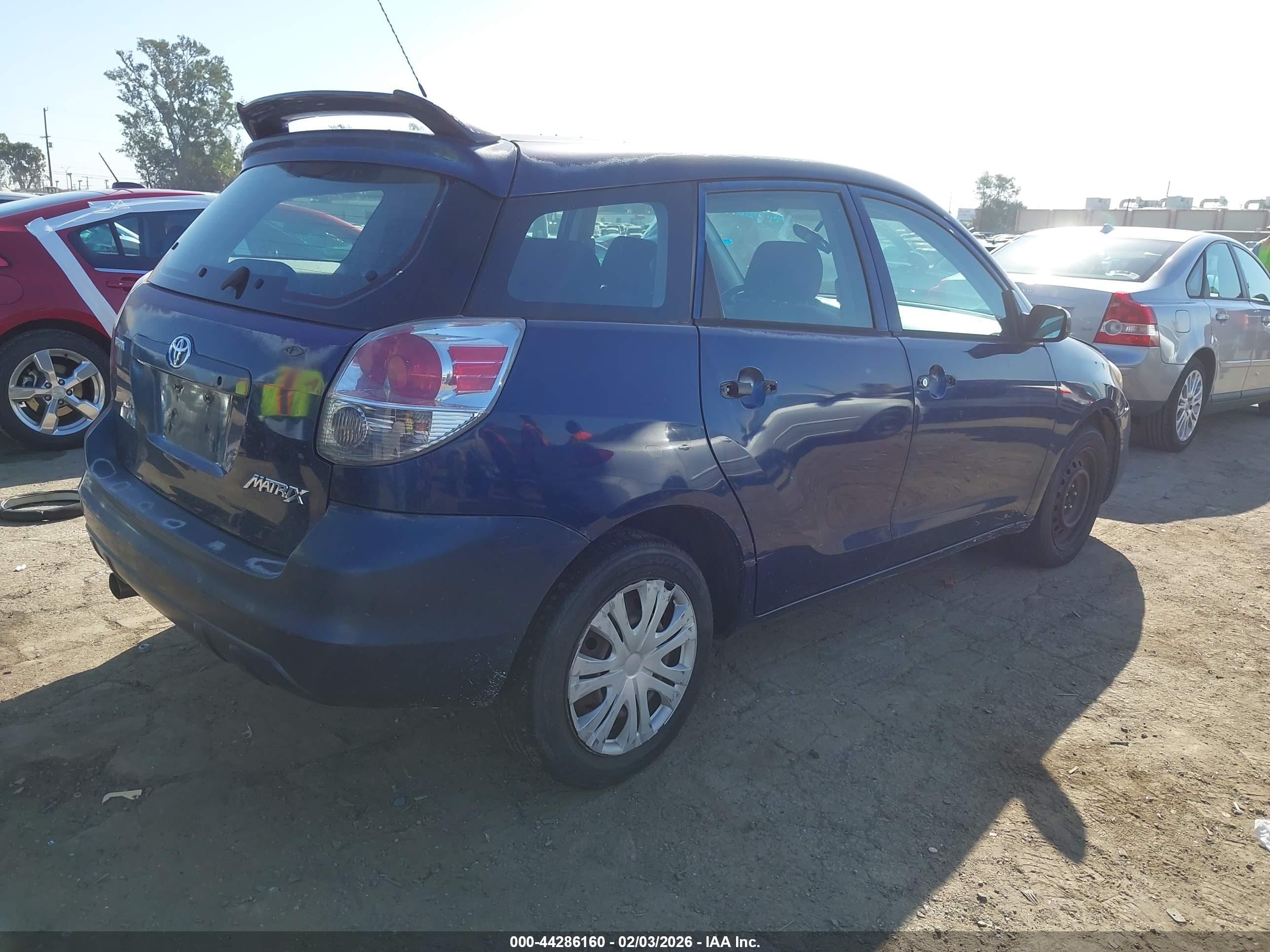 TOYOTA MATRIX image 4