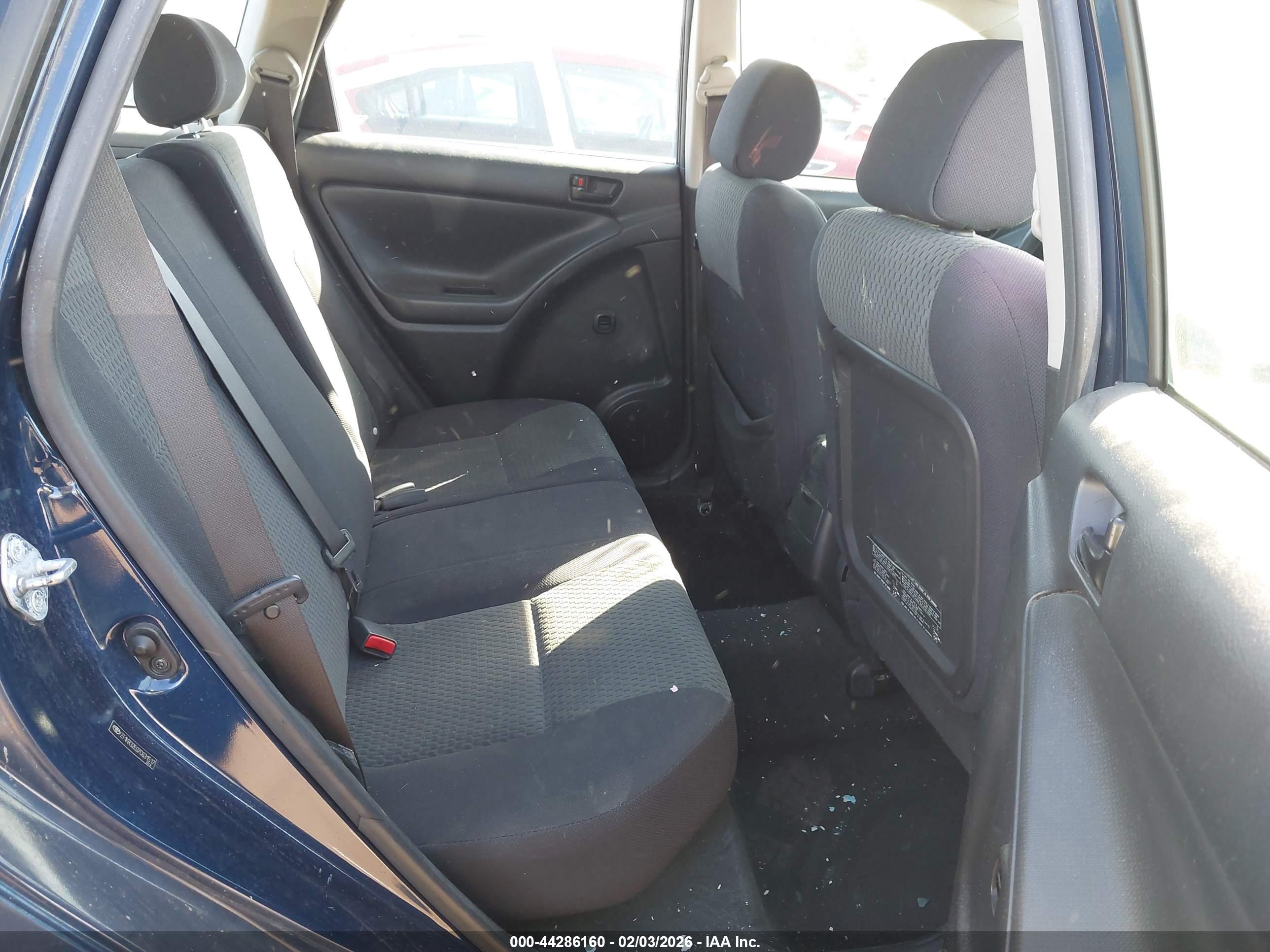 TOYOTA MATRIX image 8