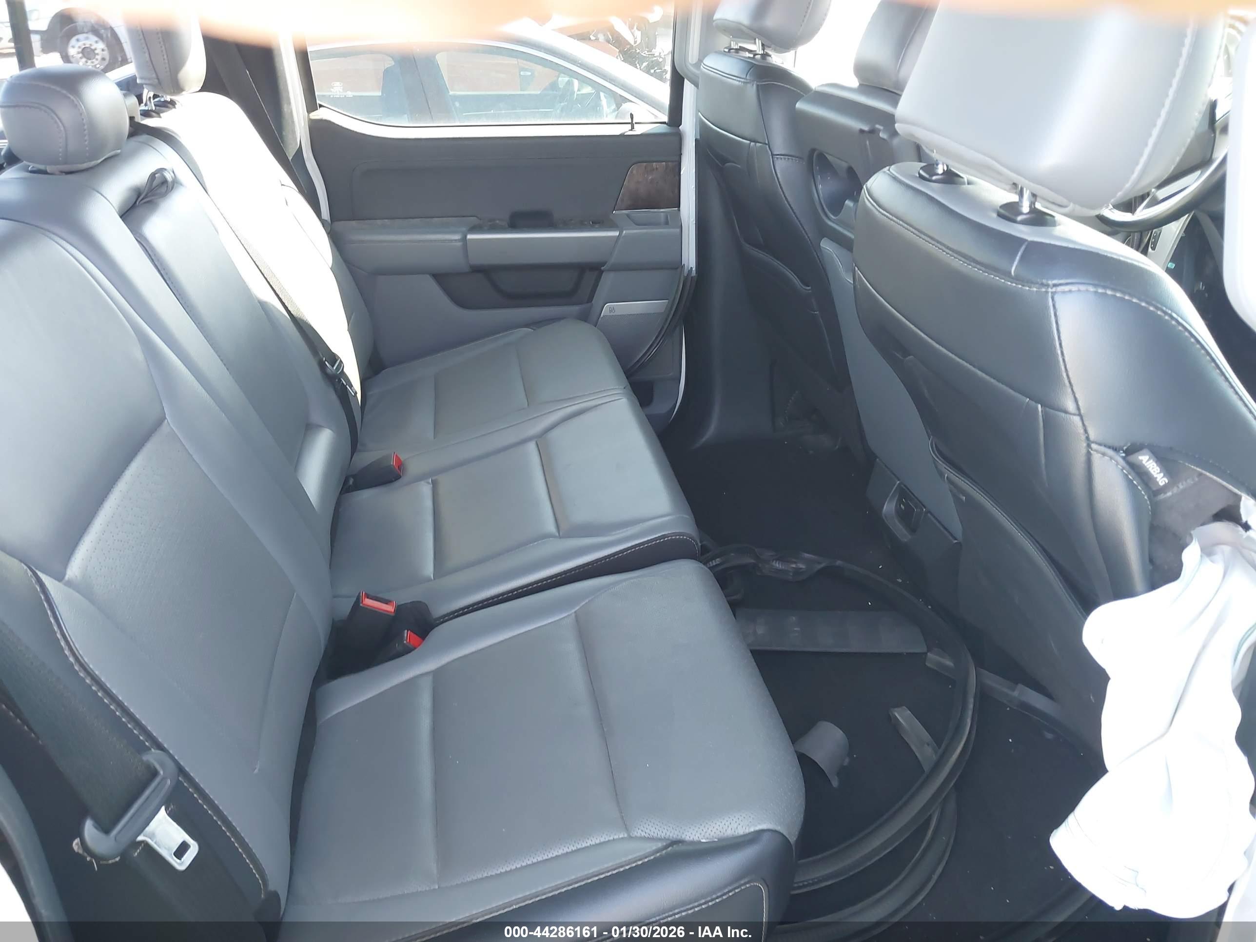 FORD F-150 image 8