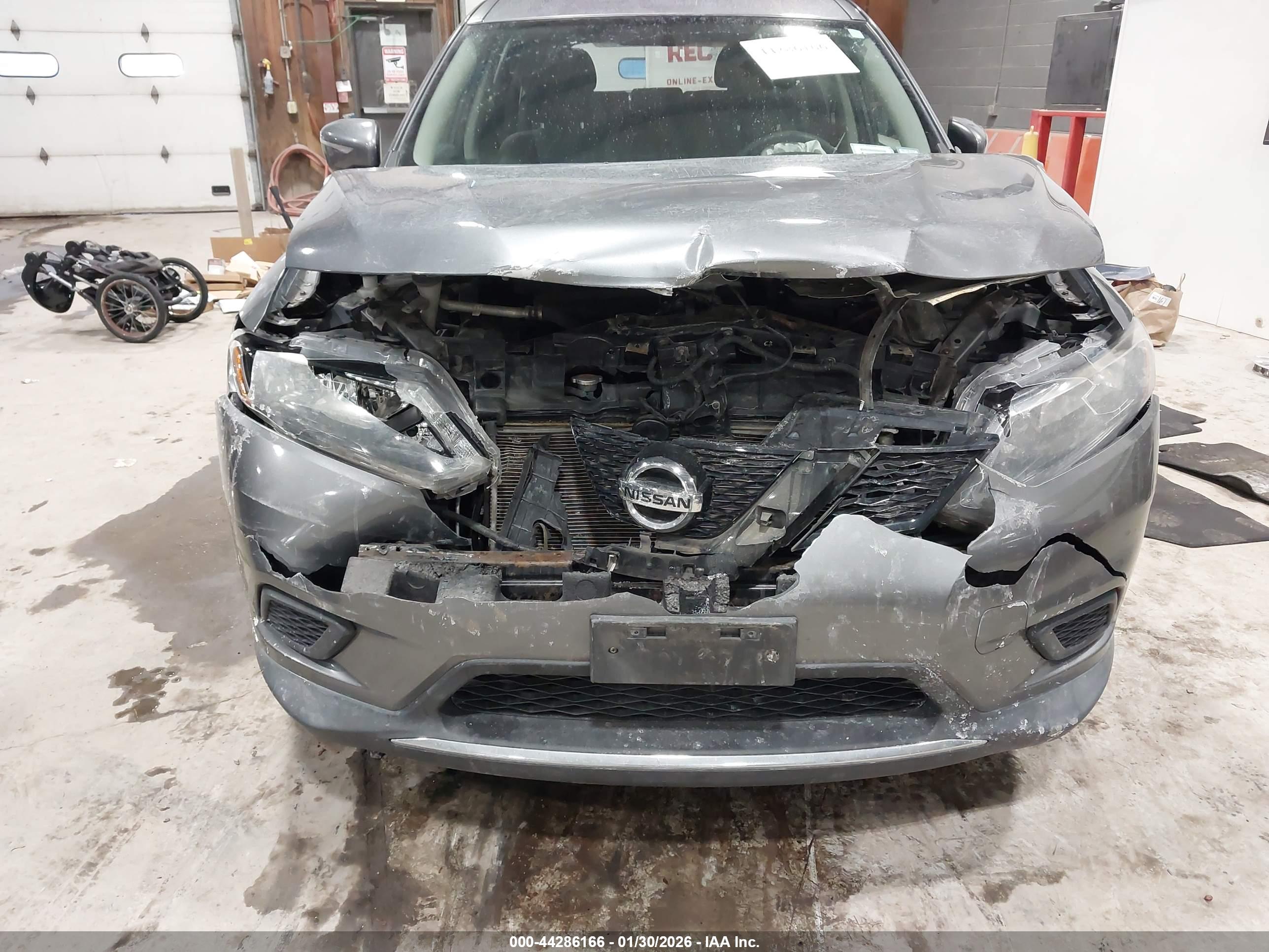 NISSAN ROGUE image 6