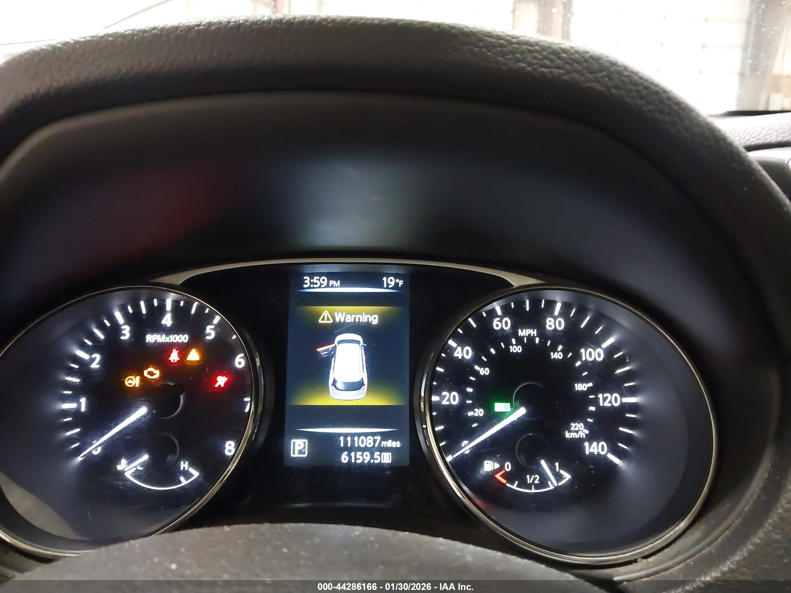 NISSAN ROGUE image 7