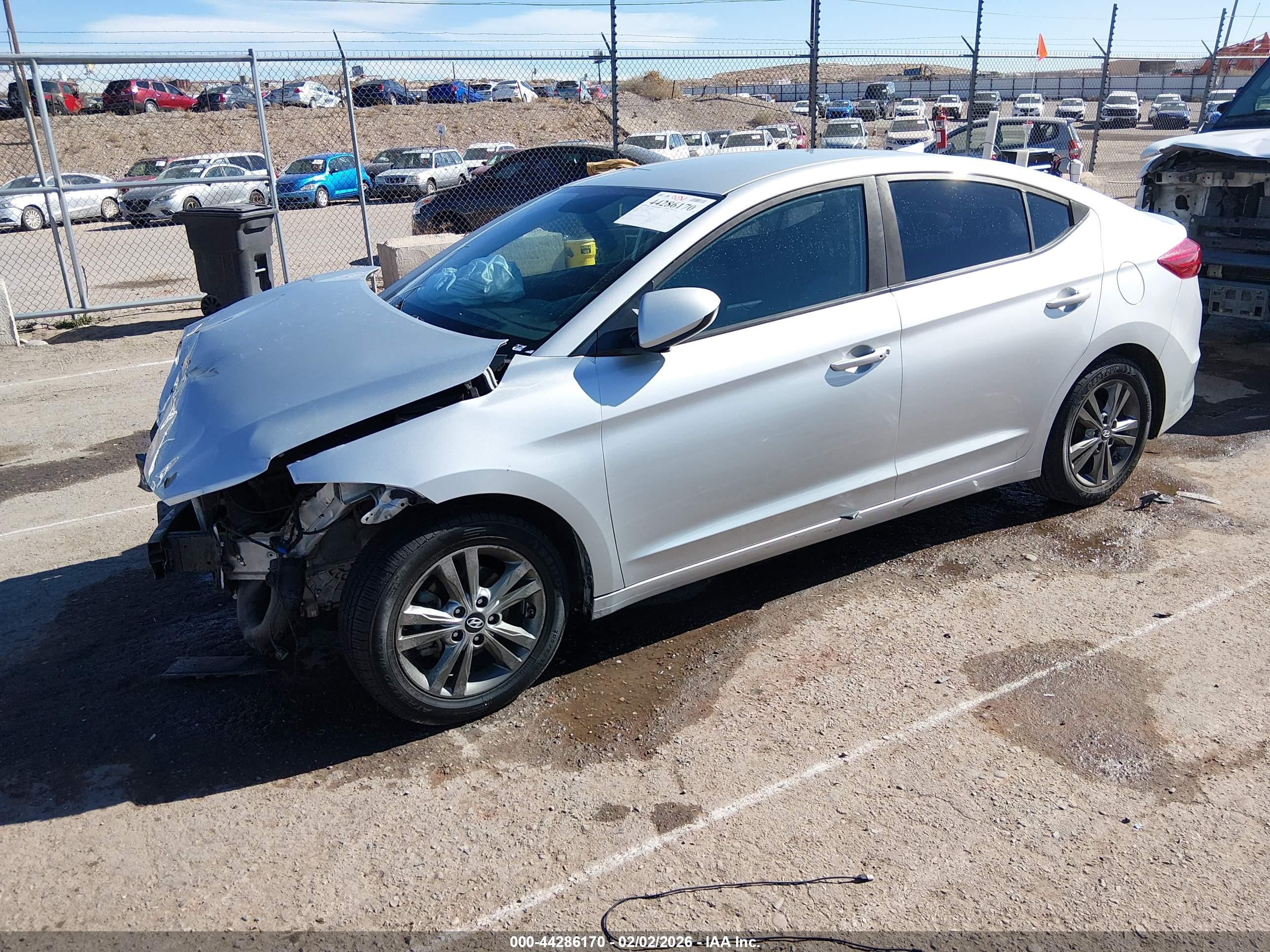 HYUNDAI ELANTRA image 2