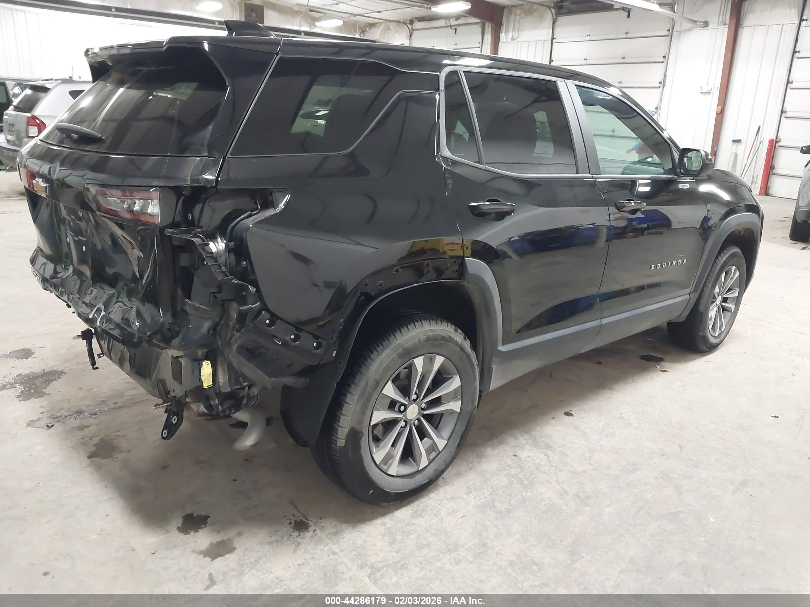 CHEVROLET EQUINOX image 4