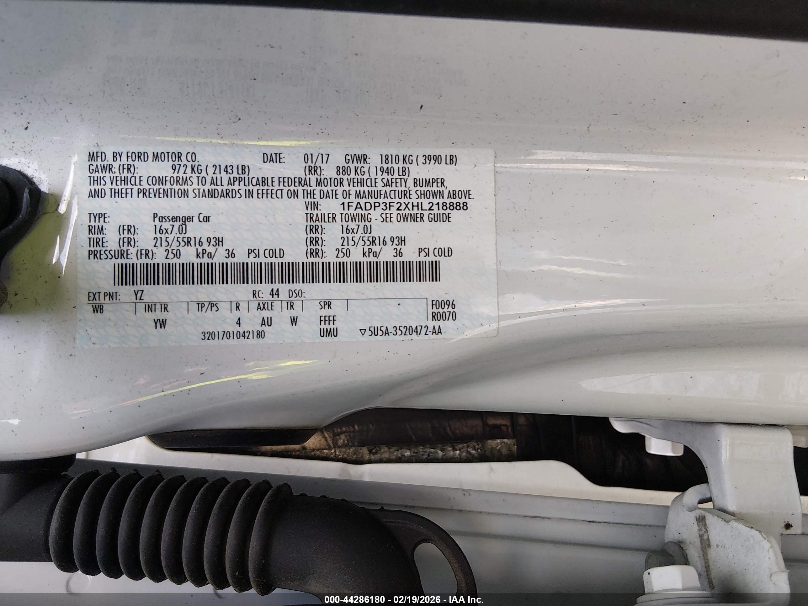 FORD FOCUS image 9