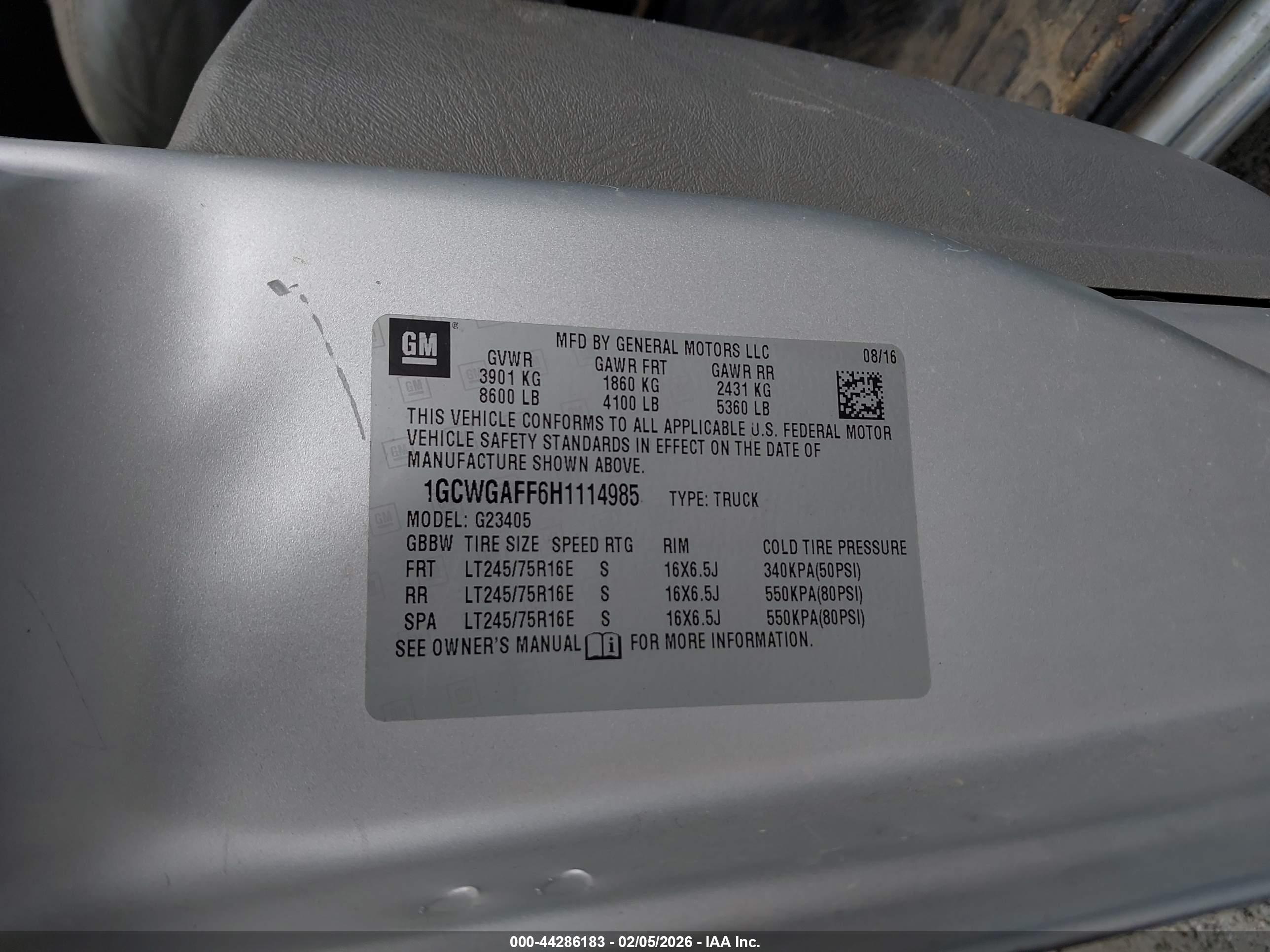 CHEVROLET EXPRESS image 9