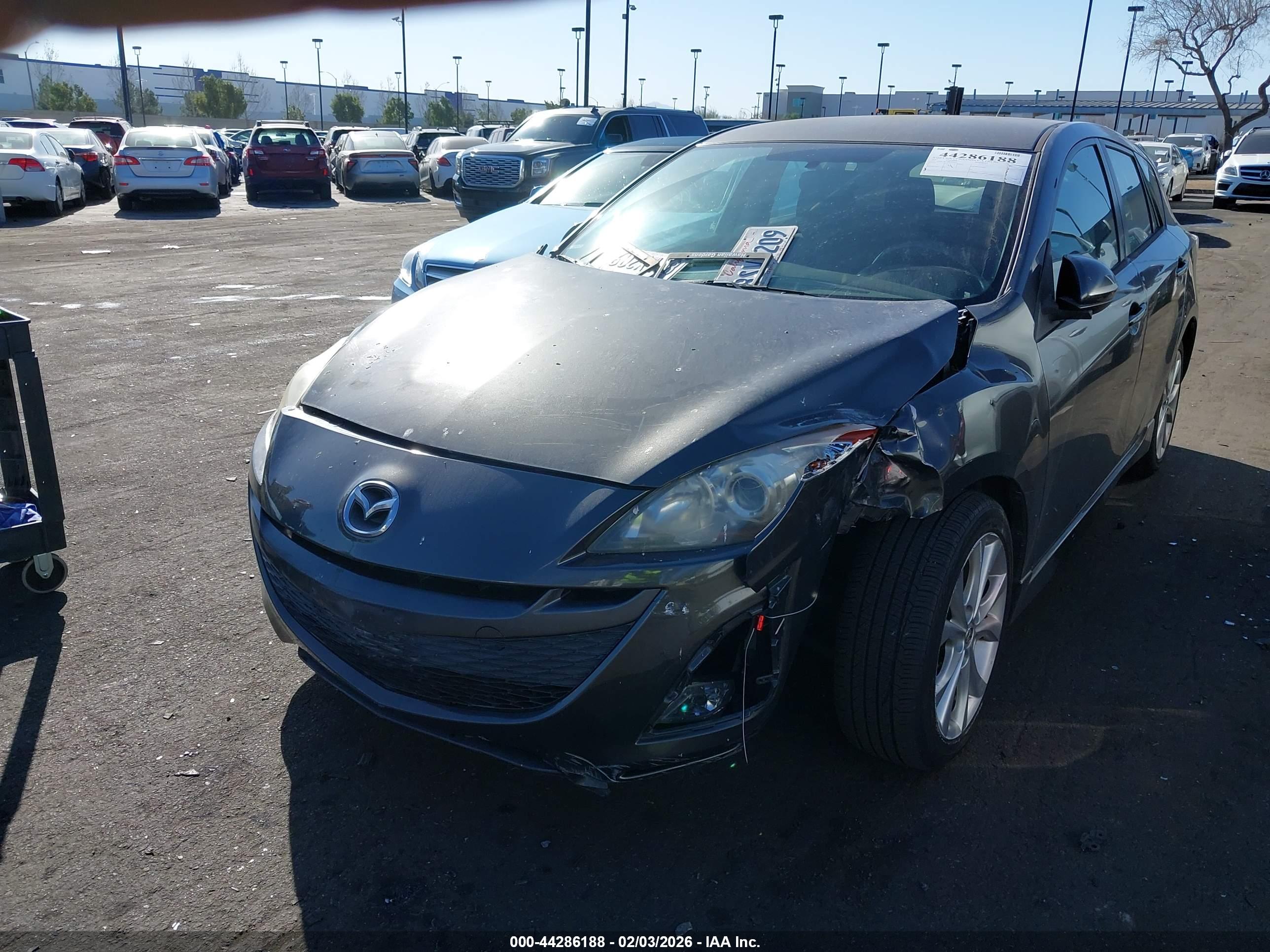 MAZDA MAZDA3 image 6