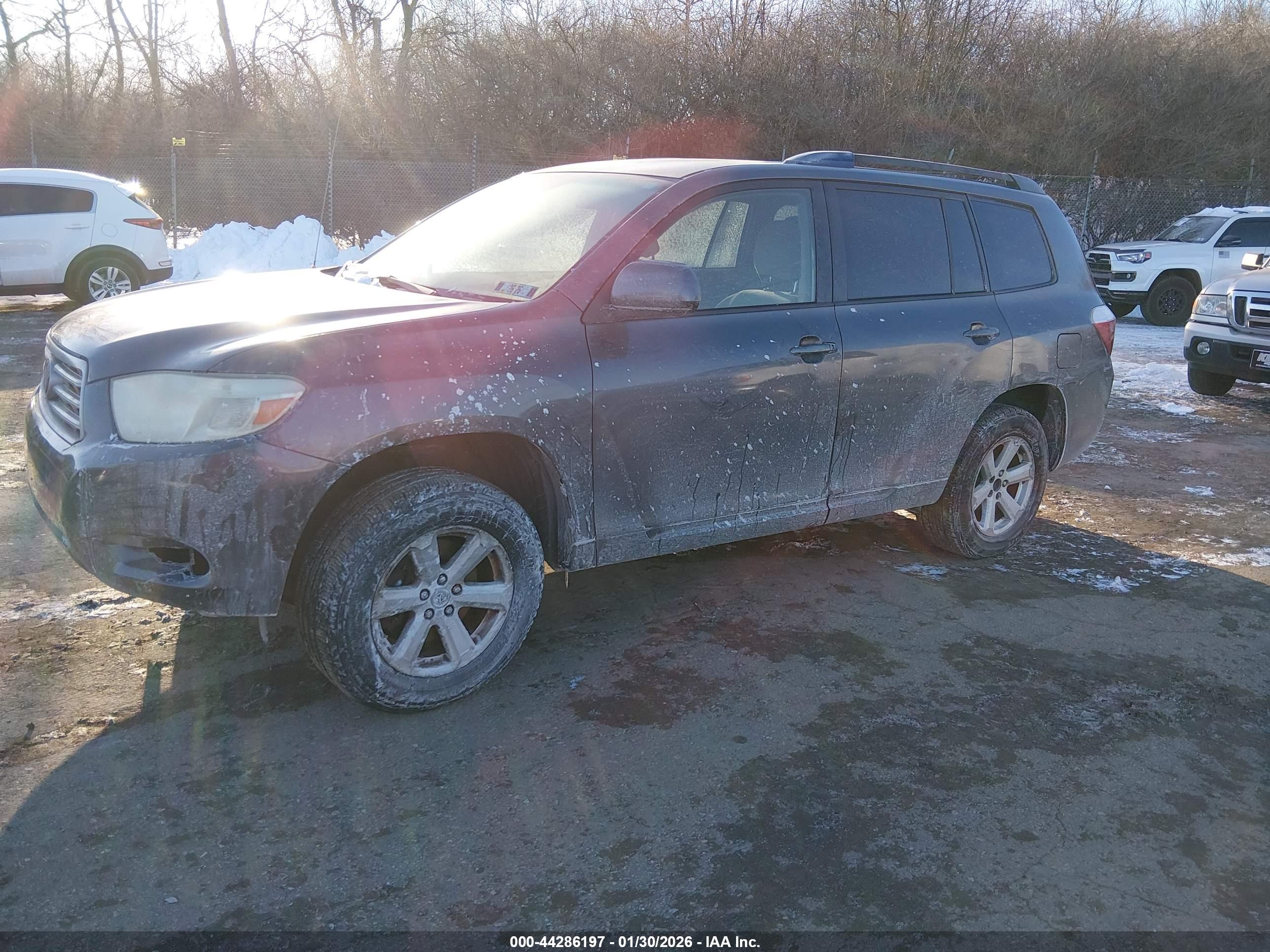 TOYOTA HIGHLANDER image 2