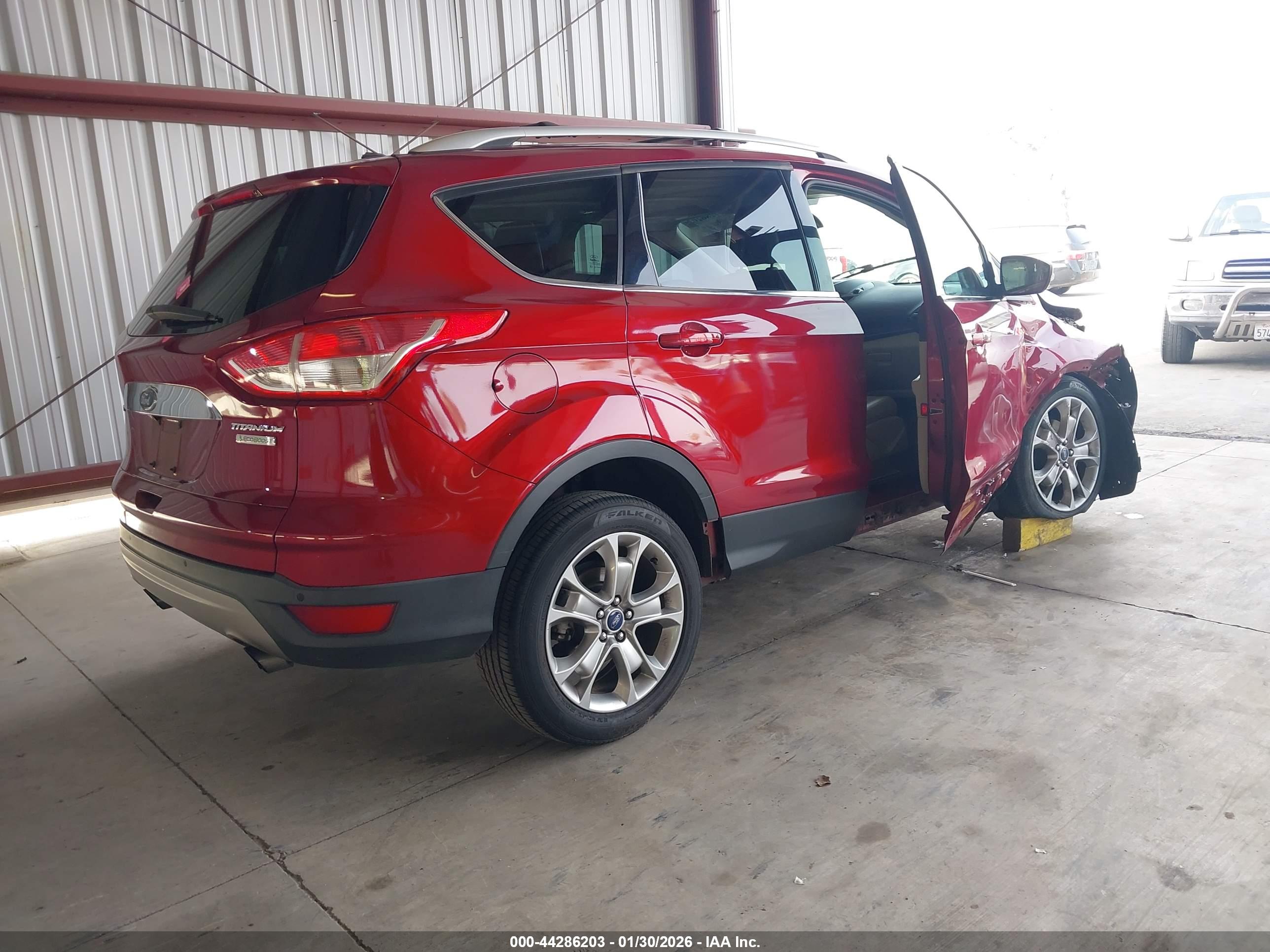 FORD ESCAPE image 4