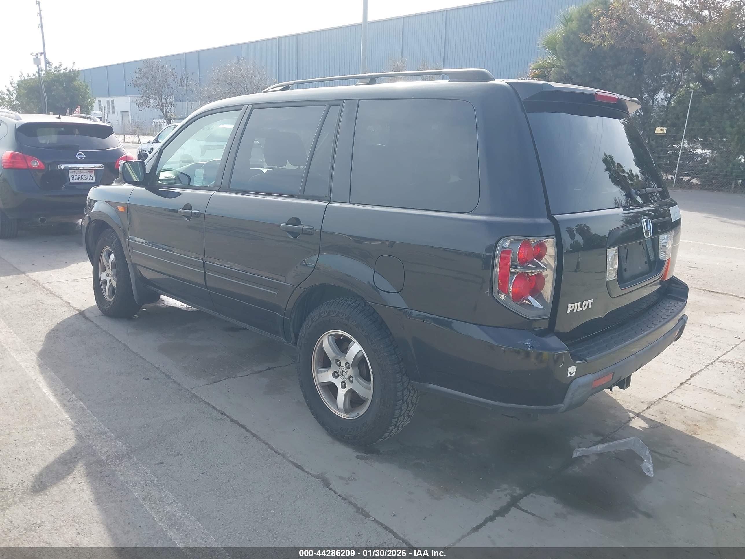 HONDA PILOT image 3