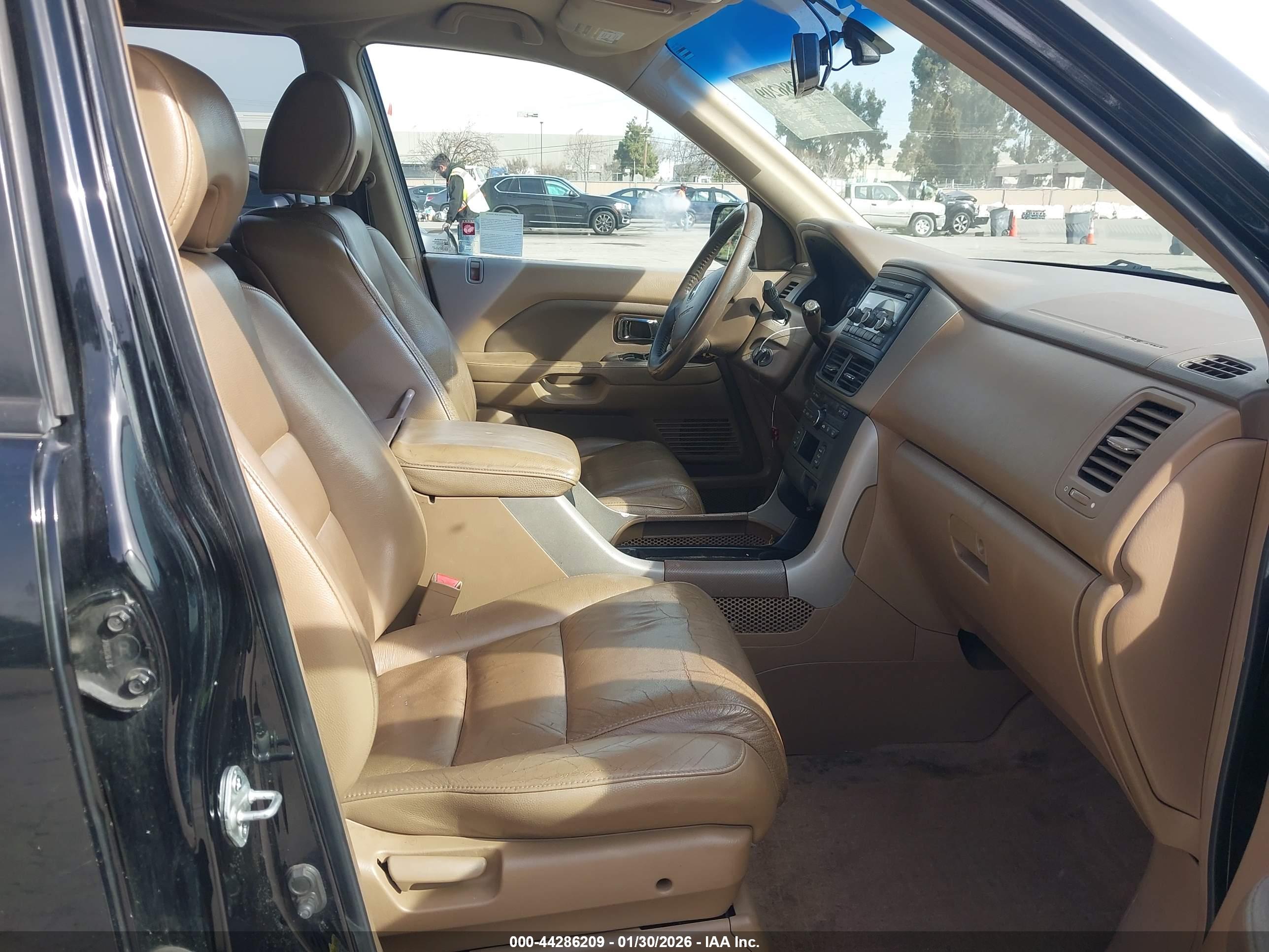 HONDA PILOT image 5