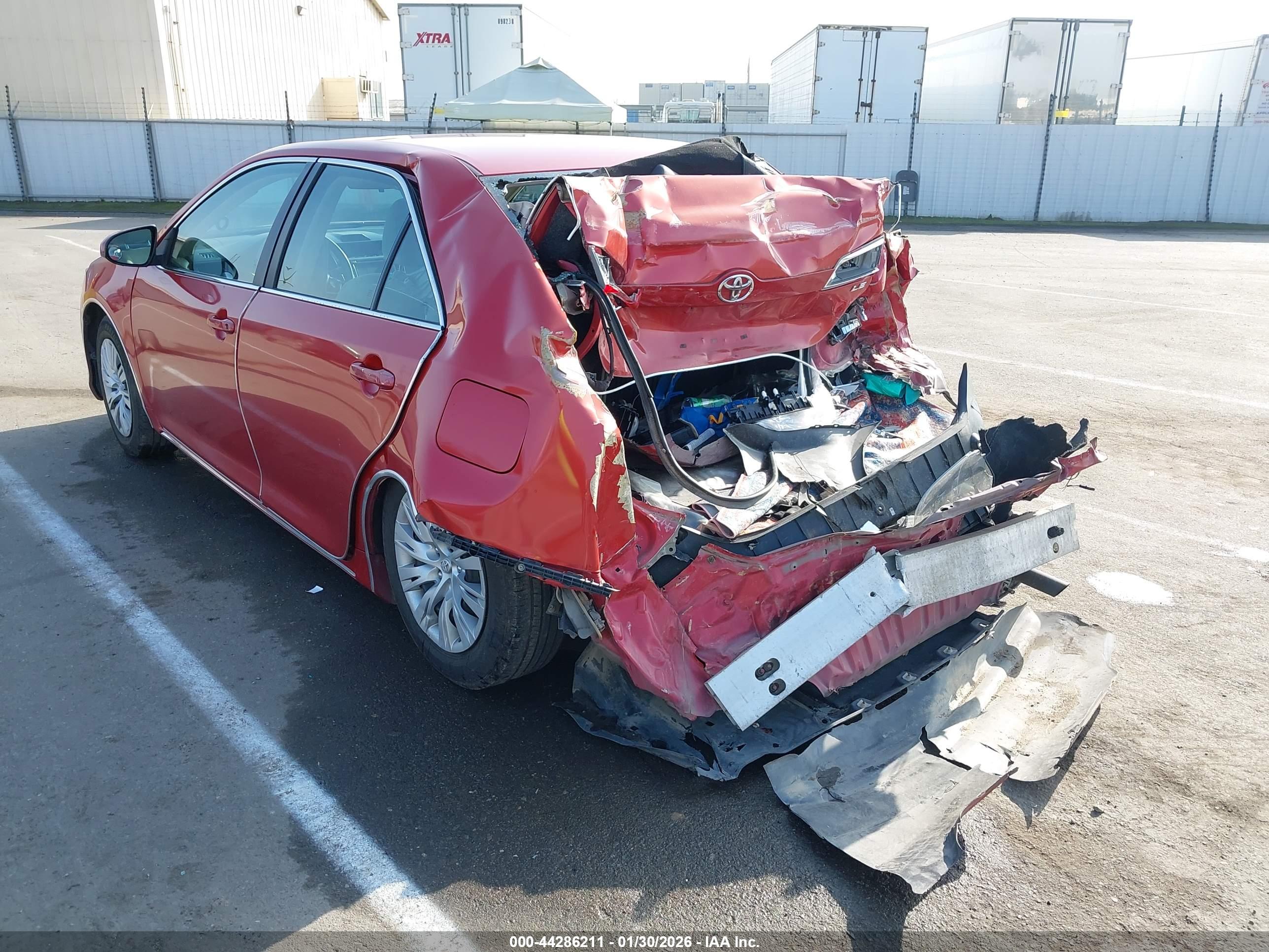 TOYOTA CAMRY image 3