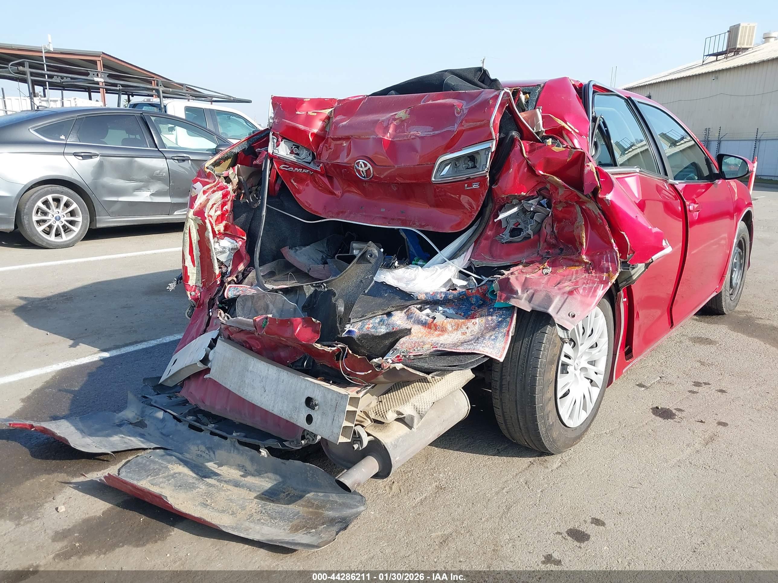 TOYOTA CAMRY image 6