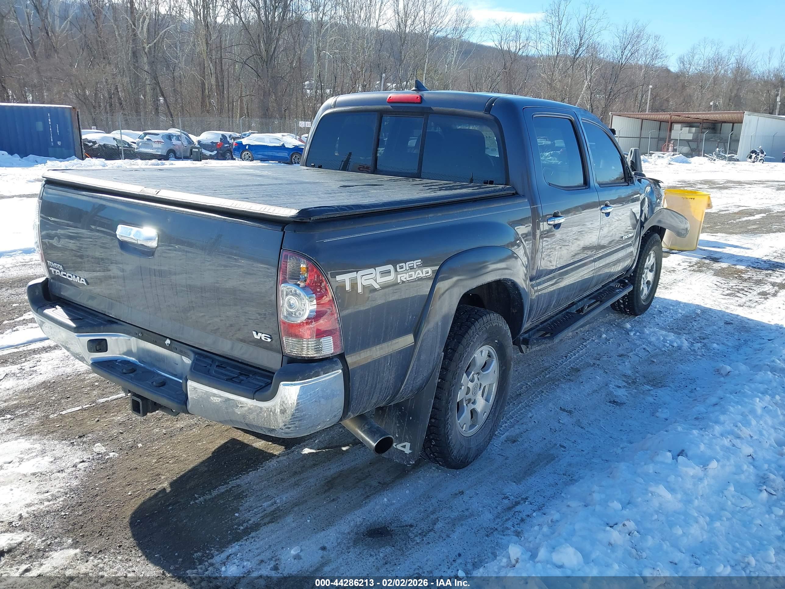 TOYOTA TACOMA image 4